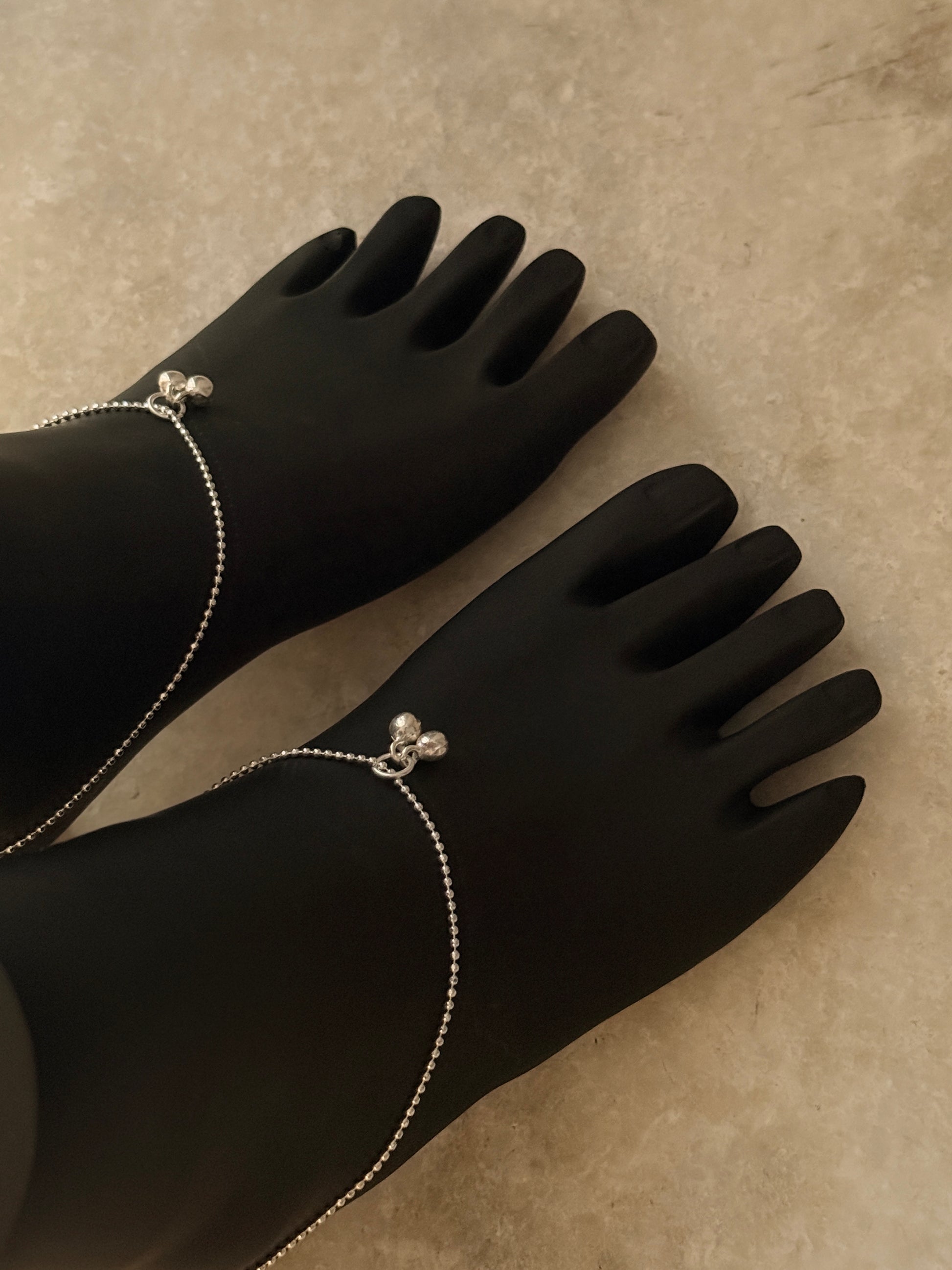 Timeless handcrafted shiny dot anklet in sterling silver