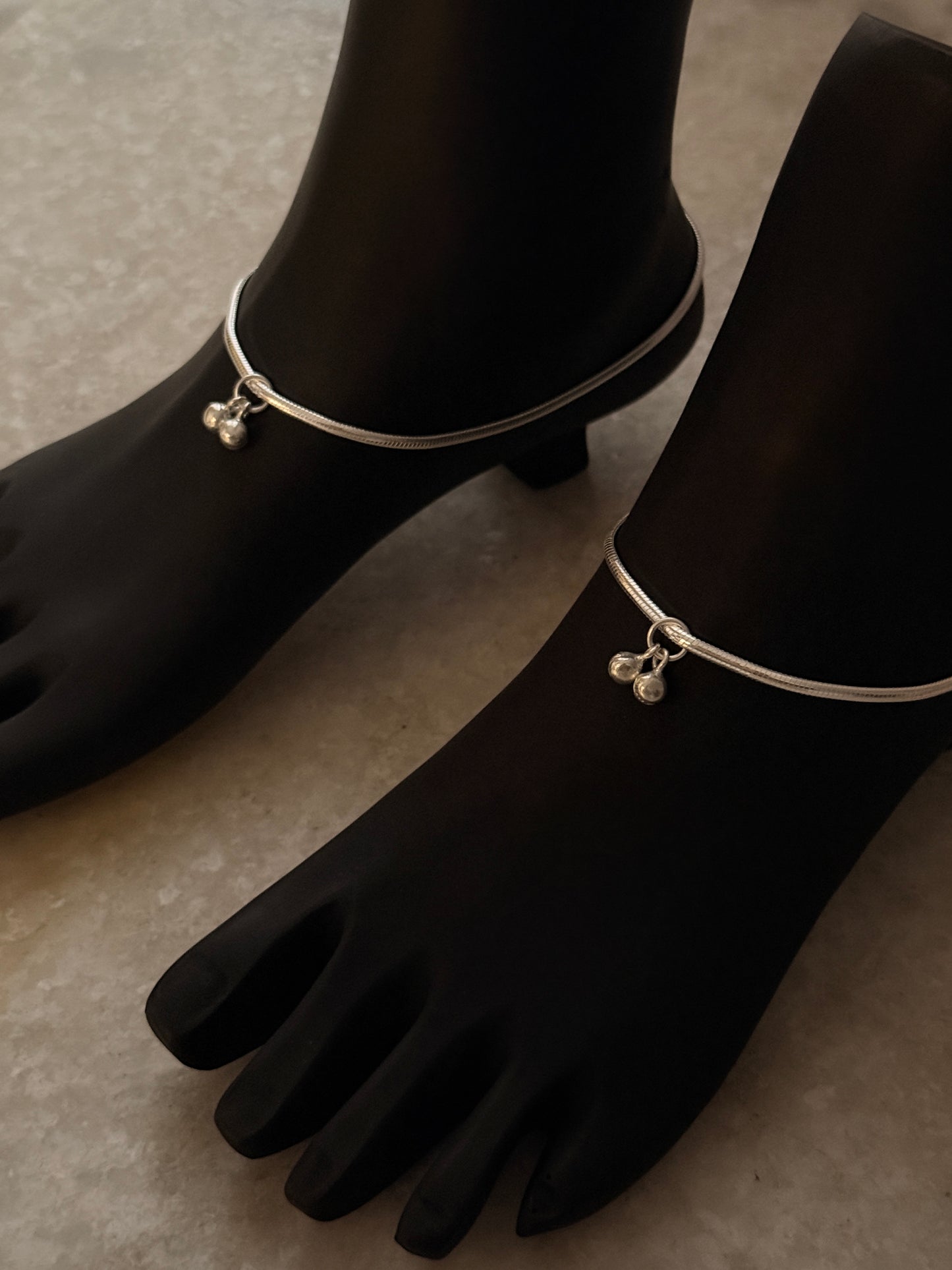 Chunky 925 silver anklet with sleek snake chain design