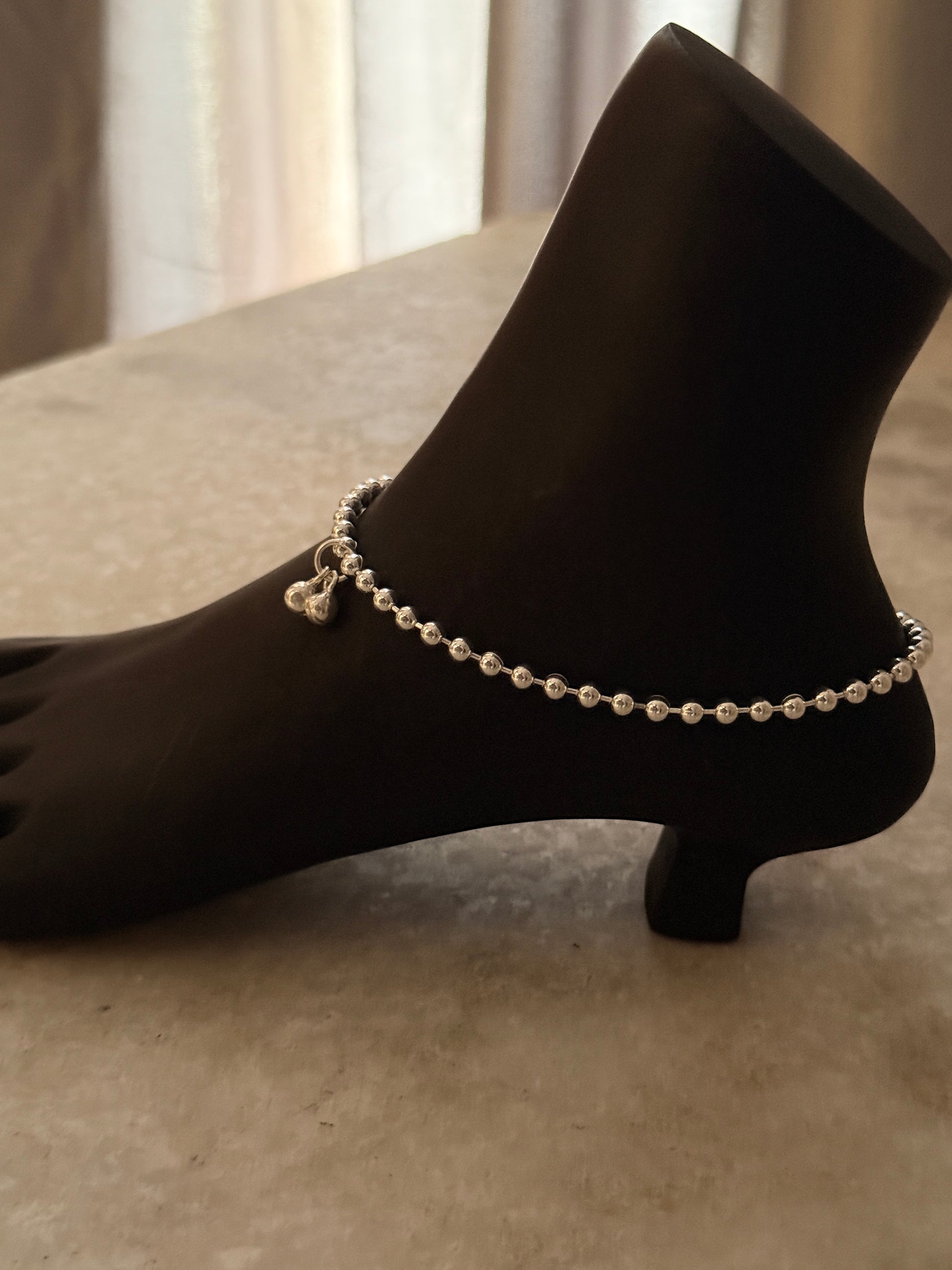 Handcrafted tribal chunky balls silver anklet for women