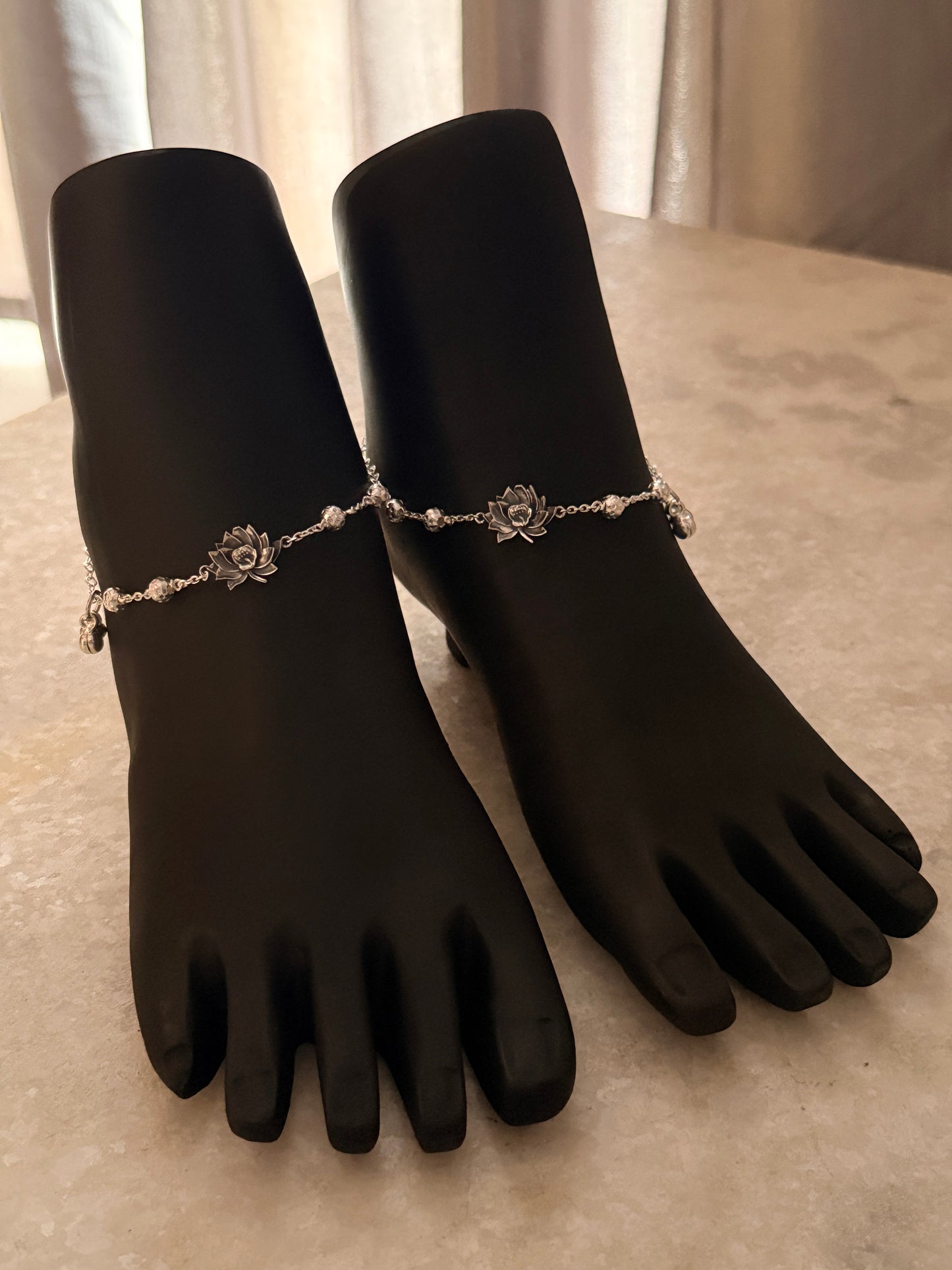 Elegant lotus design anklet crafted in sterling silver  