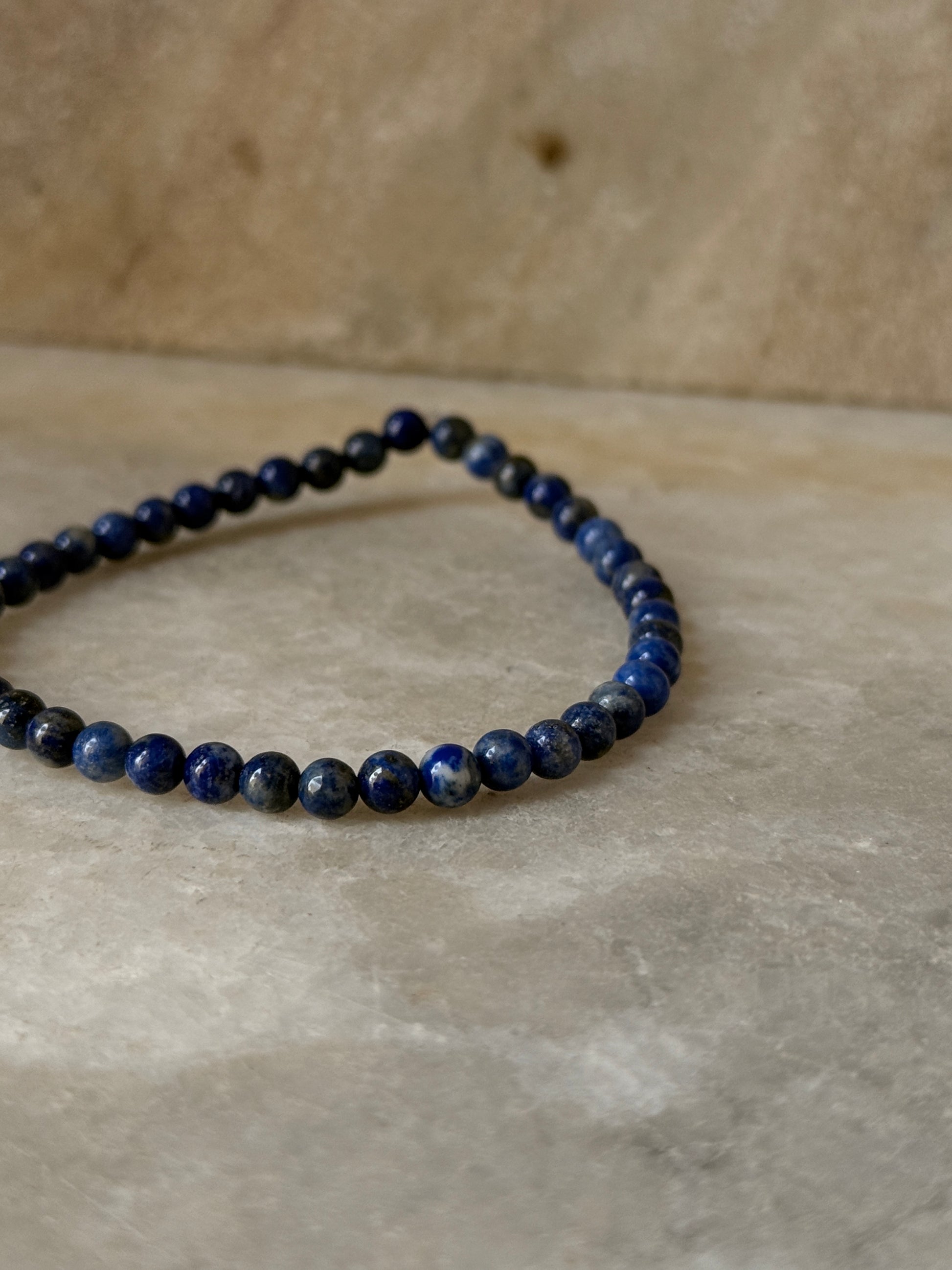 Natural Lapis Lazuli Gemstone Bracelet for truth and clarity