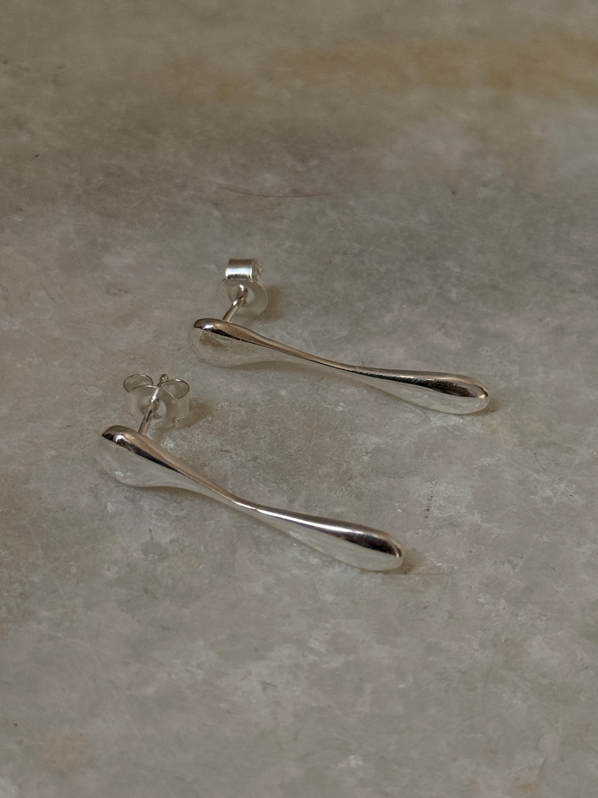 Artistic 925 Sterling Silver Melted Stud Earrings  