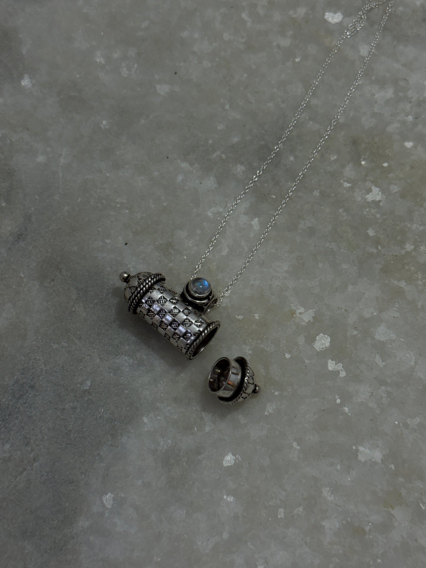 healing labradorite moonstone taveez pendant 925 sterling silver