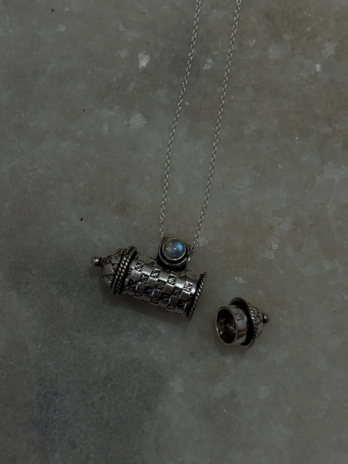 minimalist 925 sterling silver labradorite moonstone taveez pendant