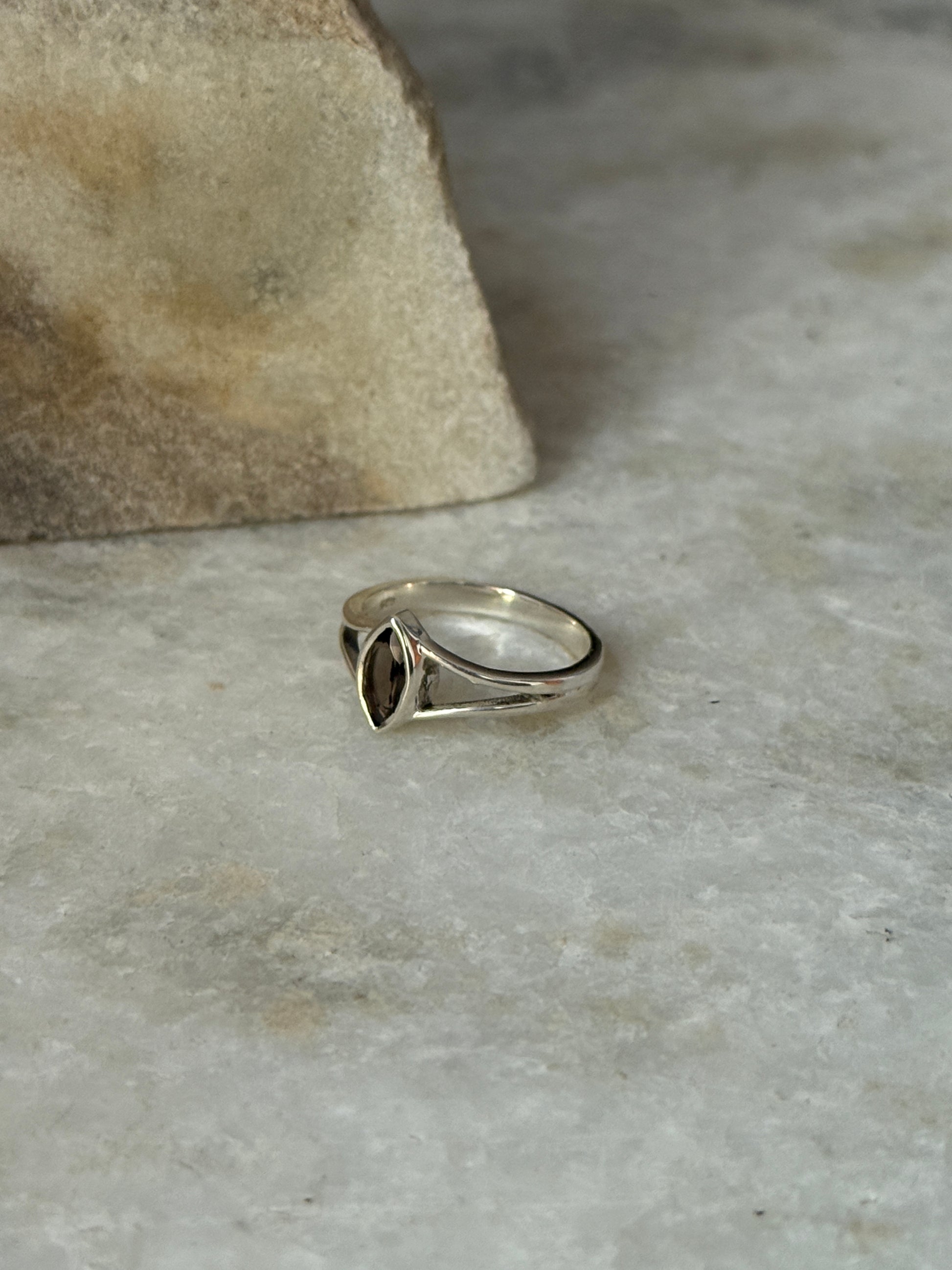 925 Sterling silver marquise ring with smokey quartz stone