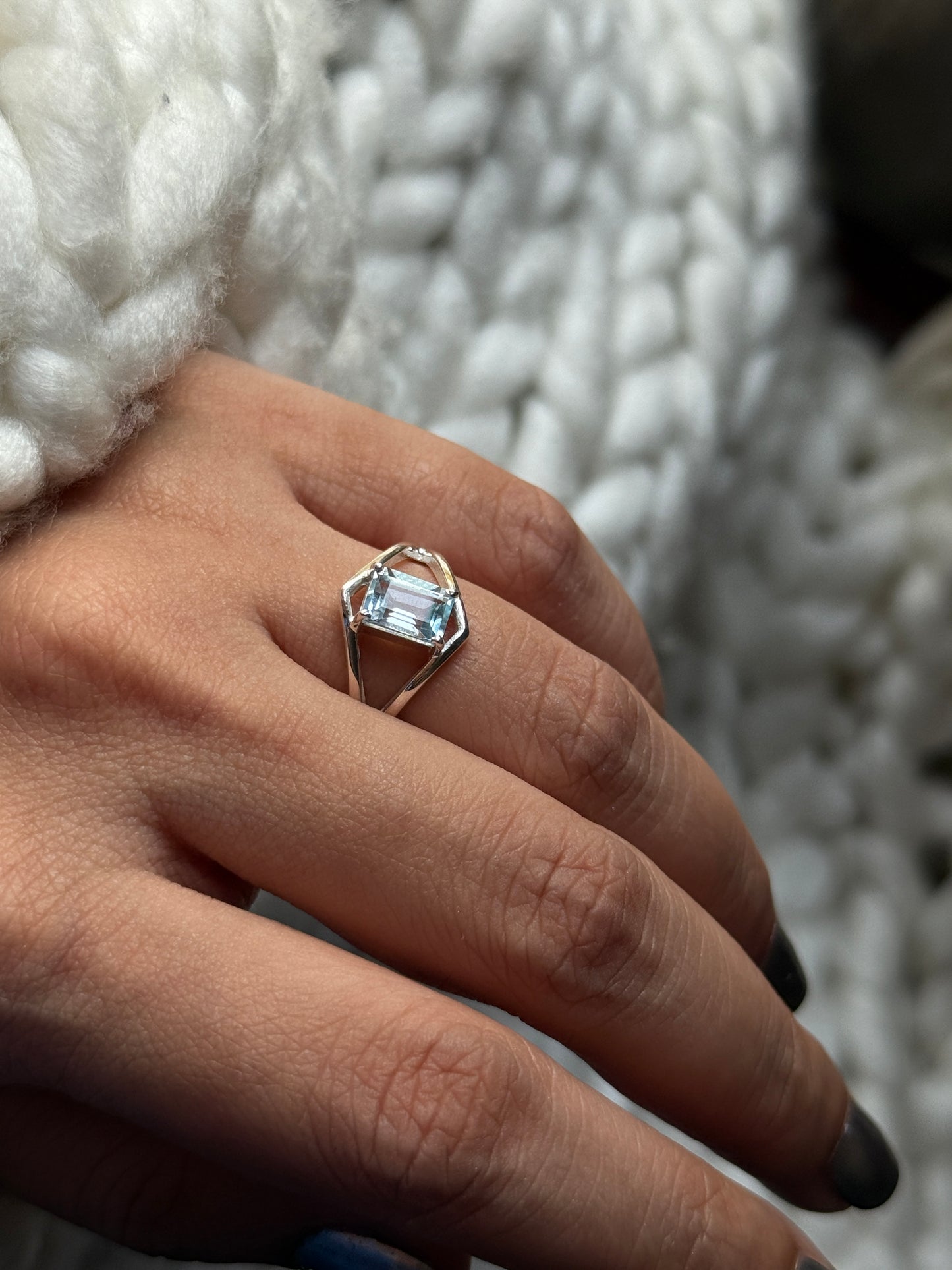 Blue Topaz Rectangle Double Chevron Vintage Style 925 Sterling Silver Ring