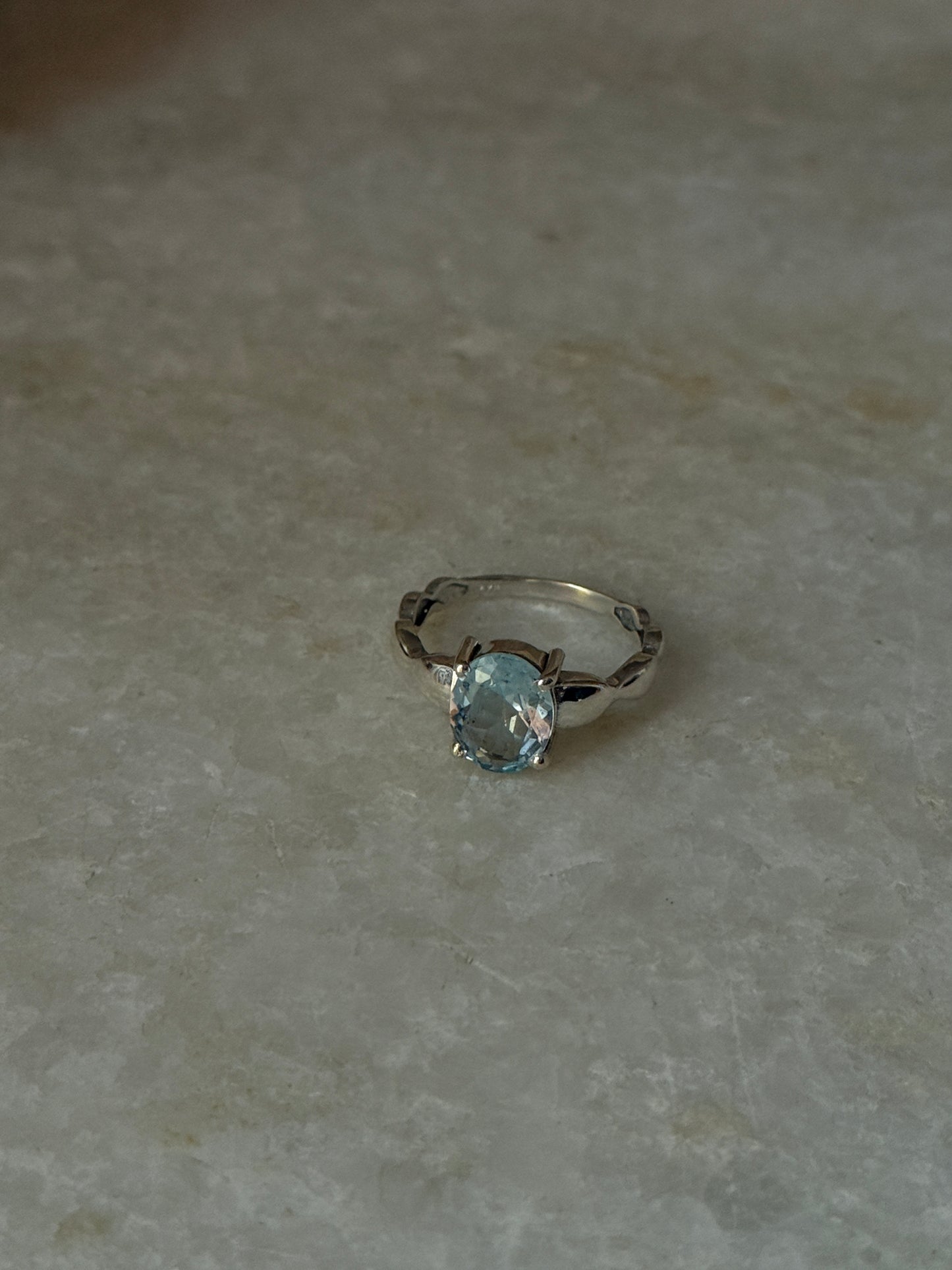 Blue Topaz Wavy Band 925 Sterling Silver Ring