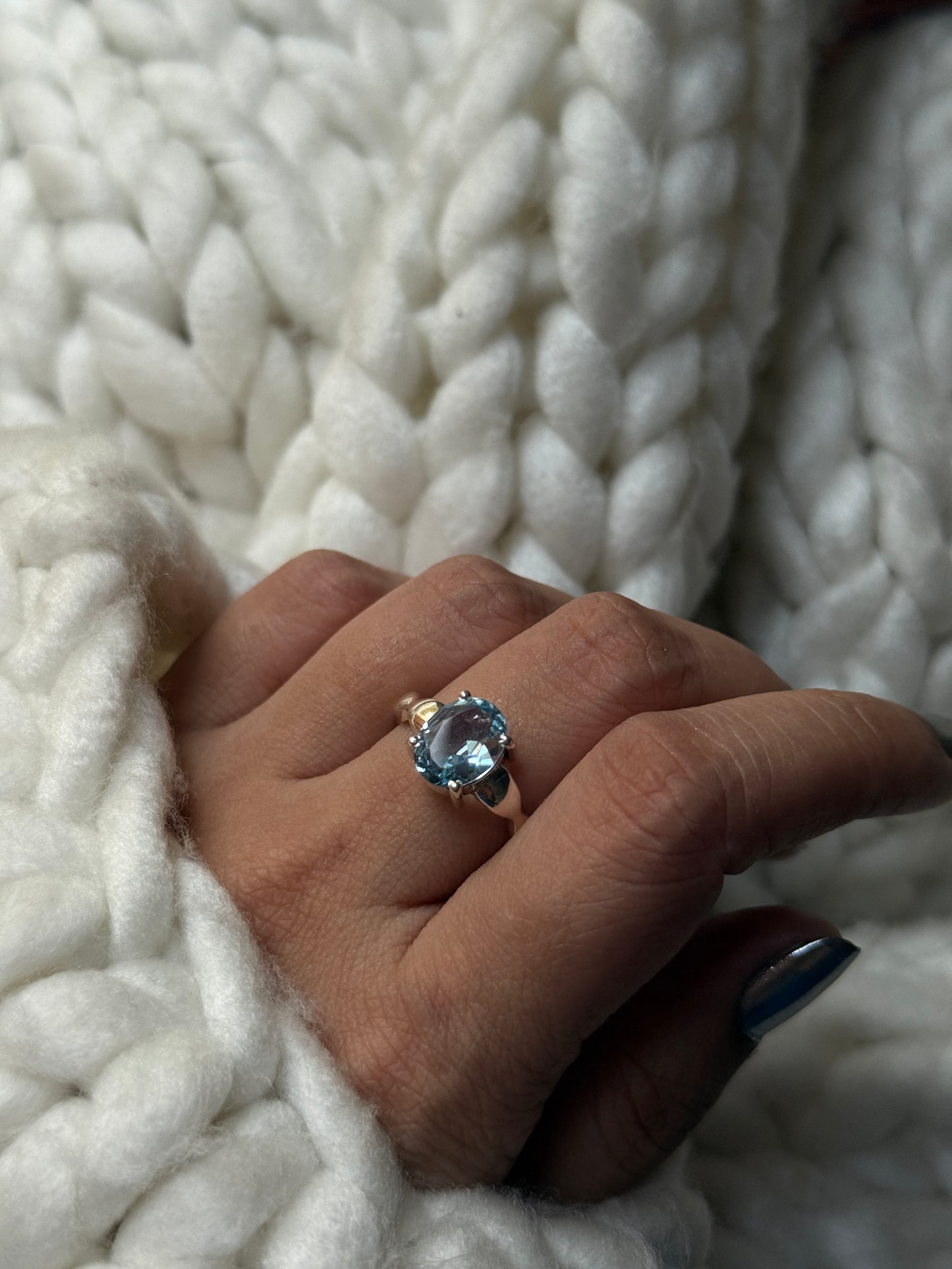 Blue Topaz Wavy Band 925 Sterling Silver Ring