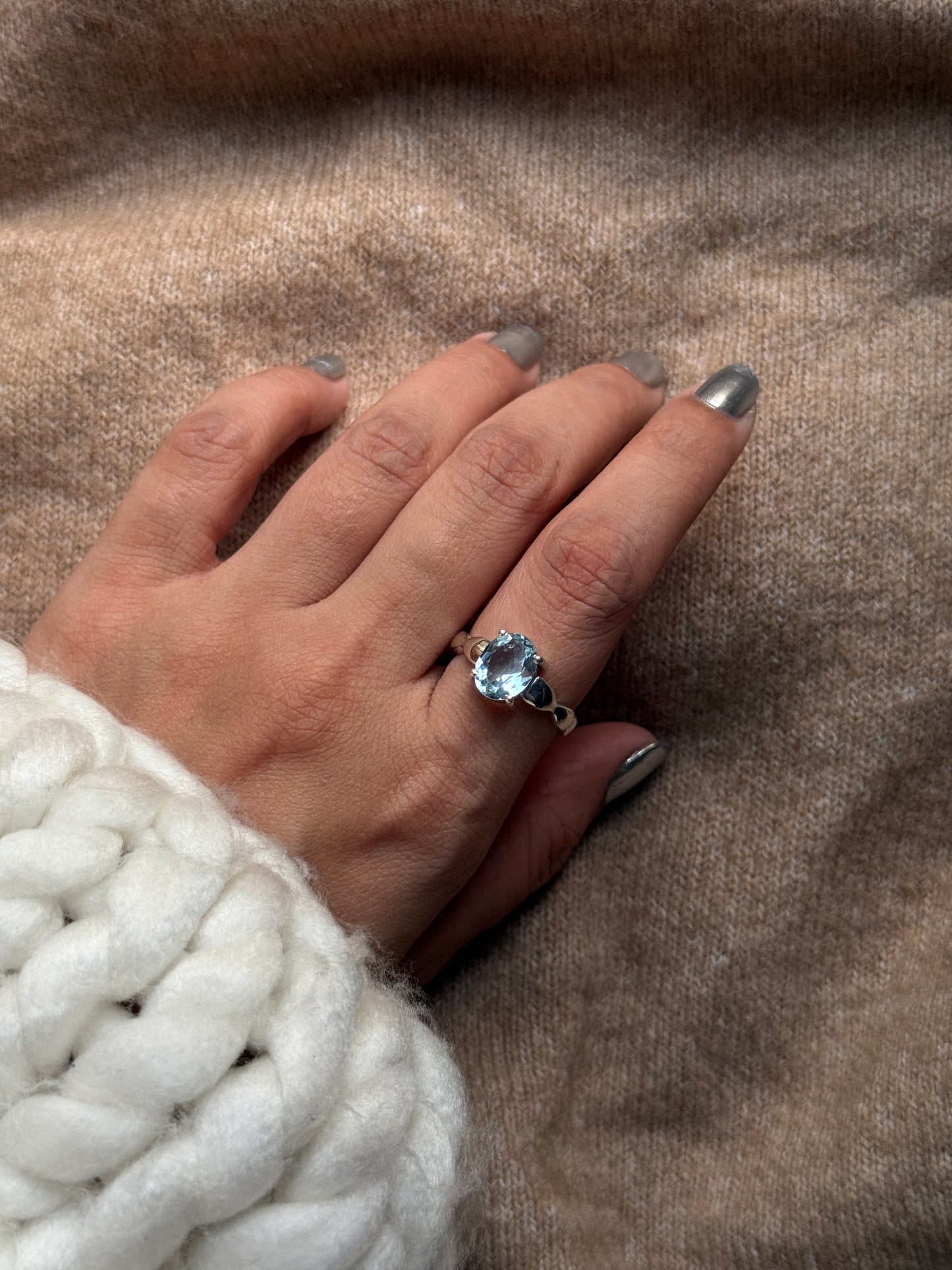 Blue Topaz Wavy Band 925 Sterling Silver Ring