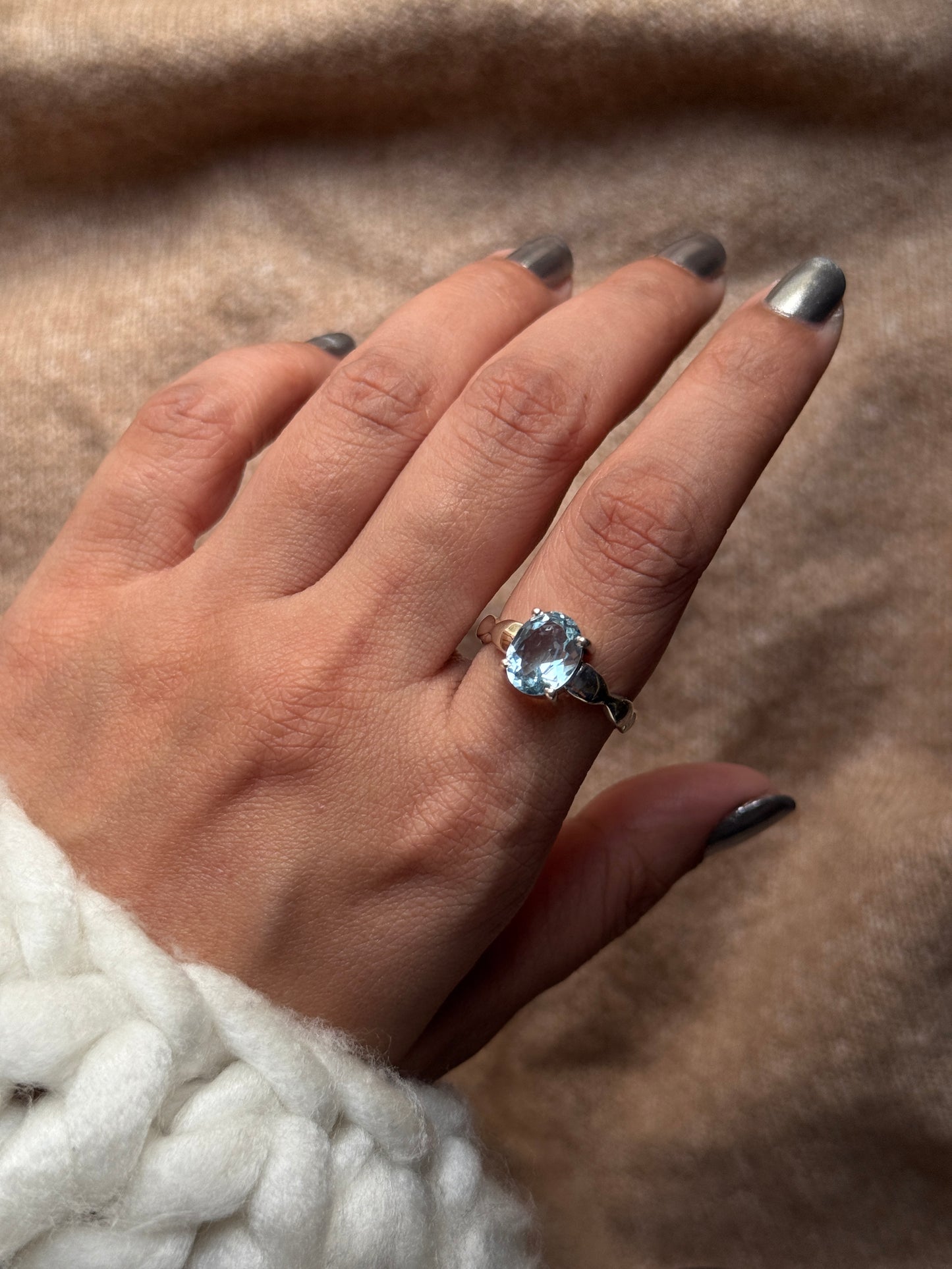 Blue Topaz Wavy Band 925 Sterling Silver Ring