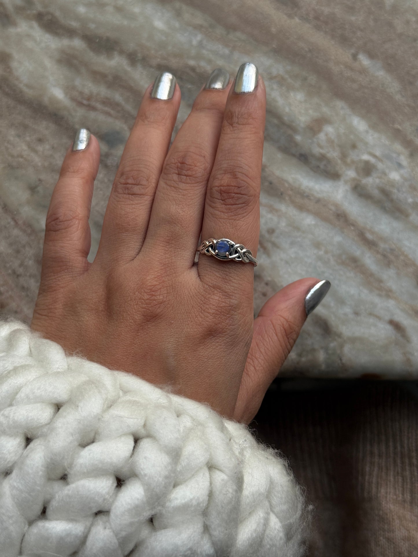 925 sterling silver labradorite round celtic knot ring  