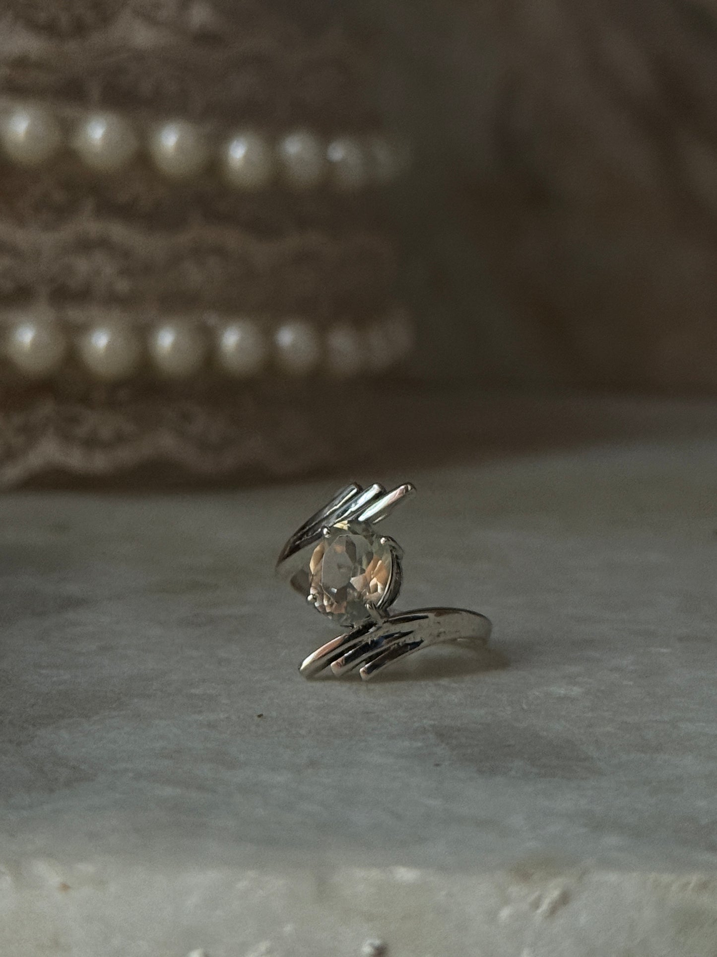 Green Amethyst Solitaire Wings Band 925 Sterling Silver Ring