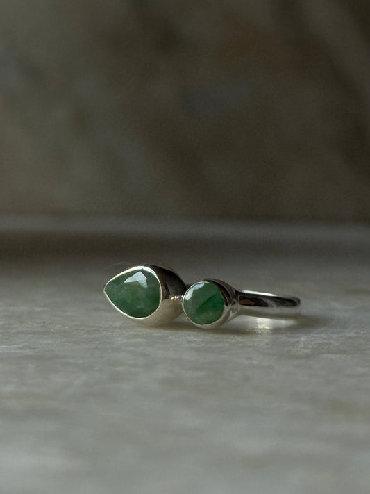 925 Sterling silver artisan ring featuring green aventurine pear round stones