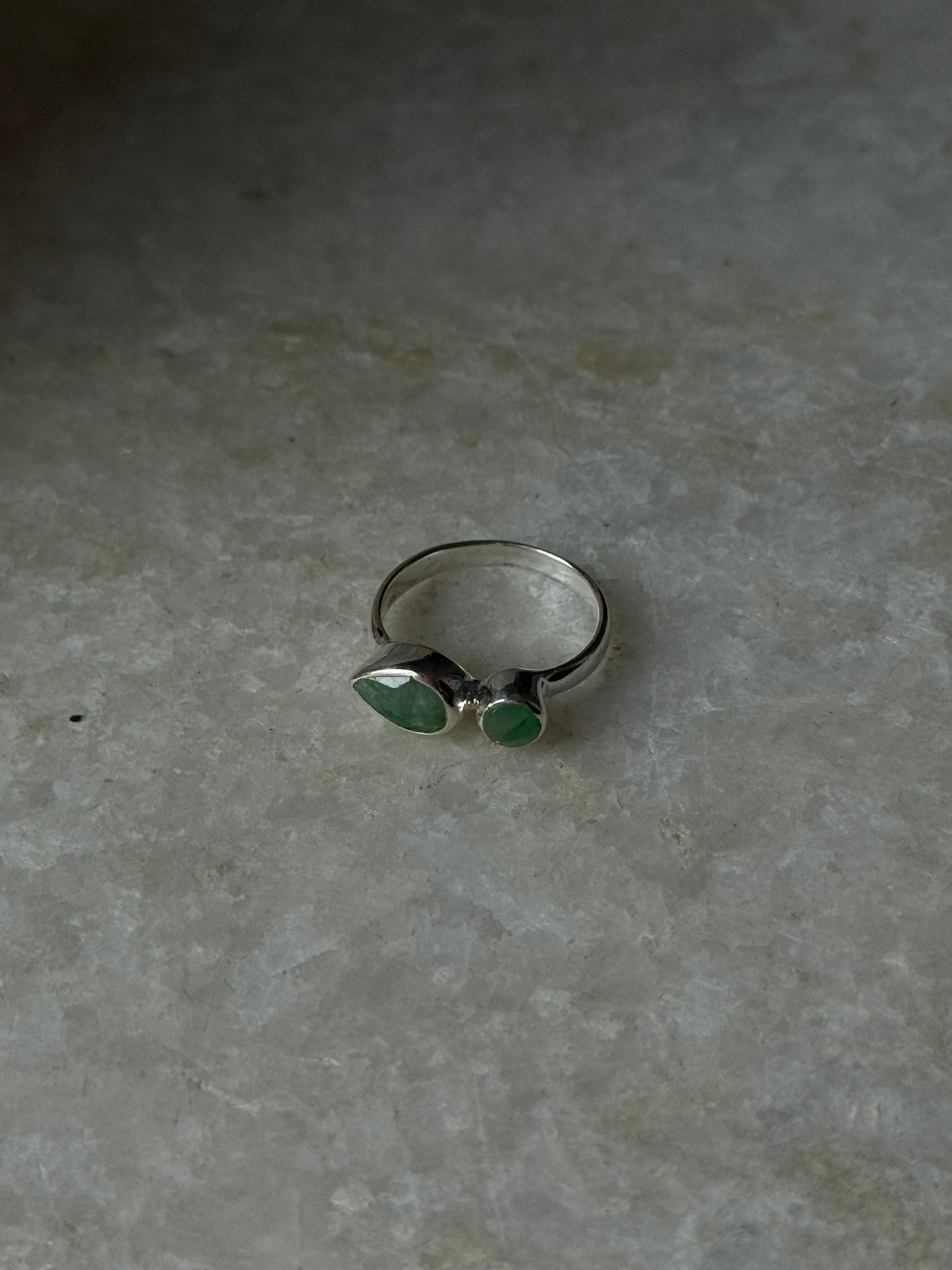 Handcrafted 925 sterling silver green aventurine pear round ring  