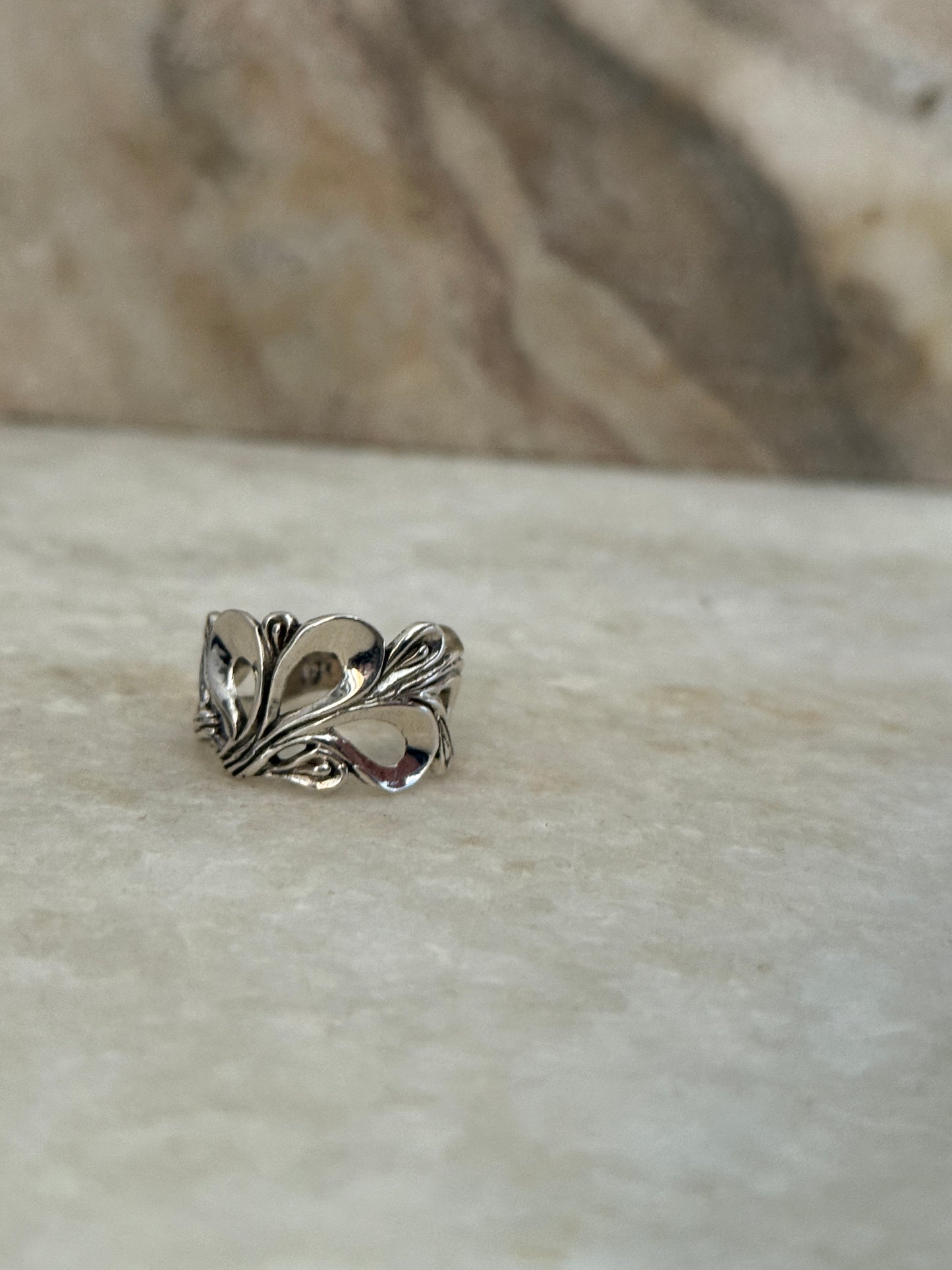 Thick vintage Filigree Motif 925 Sterling Silver Ring