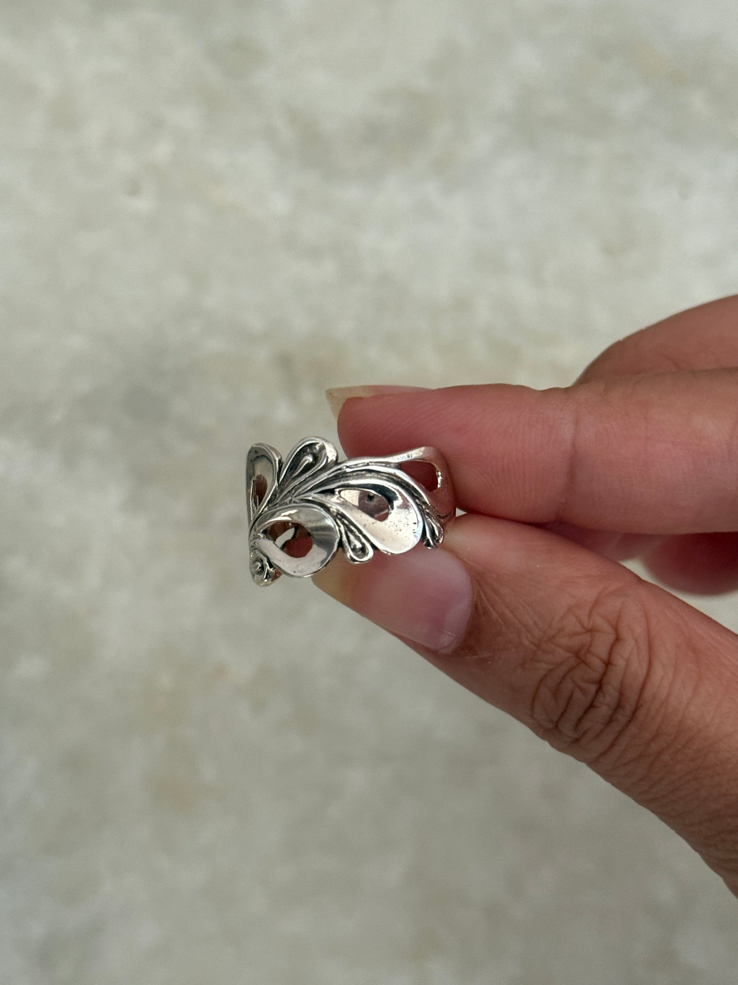 Thick vintage Filigree Motif 925 Sterling Silver Ring