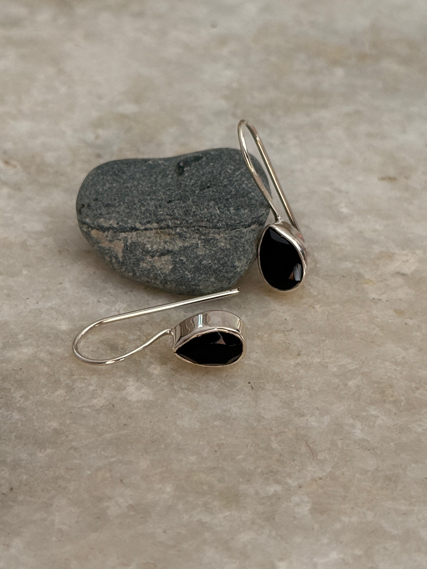Black onyx pear hook 925 sterling silver earrings