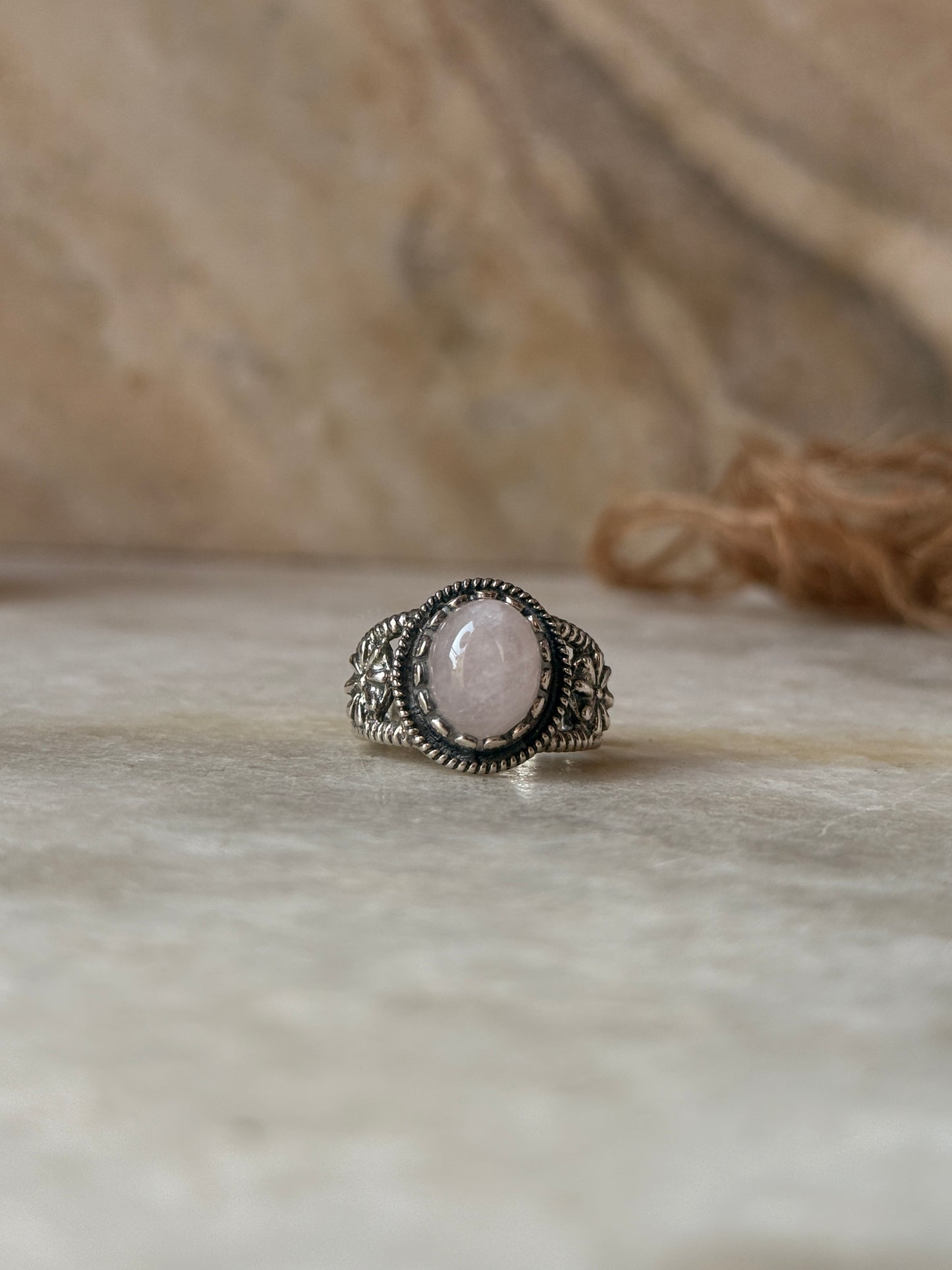 classic 925 sterling silver rose quartz oval ring
