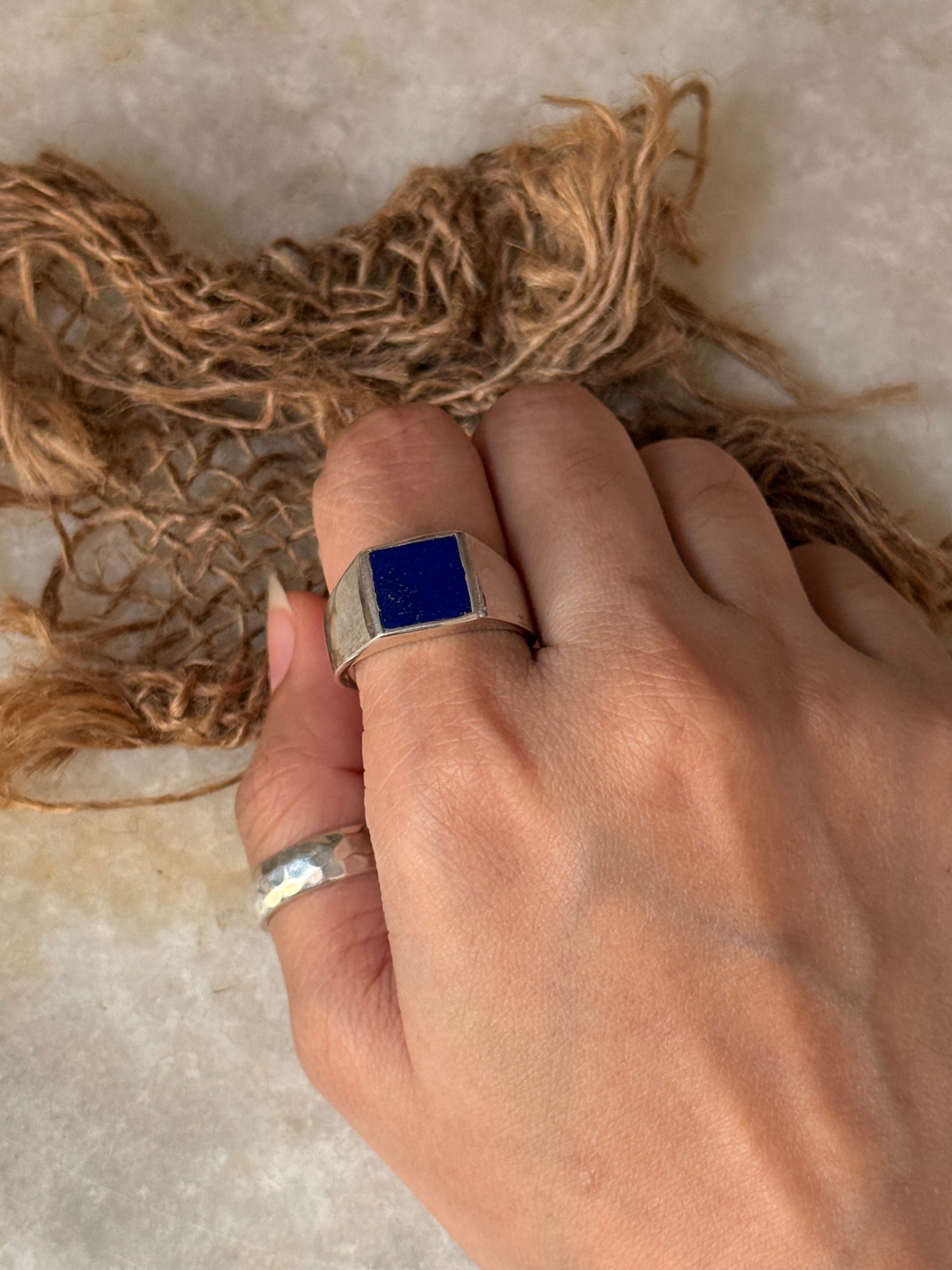 handcrafted 925 sterling silver lapis signet ring
