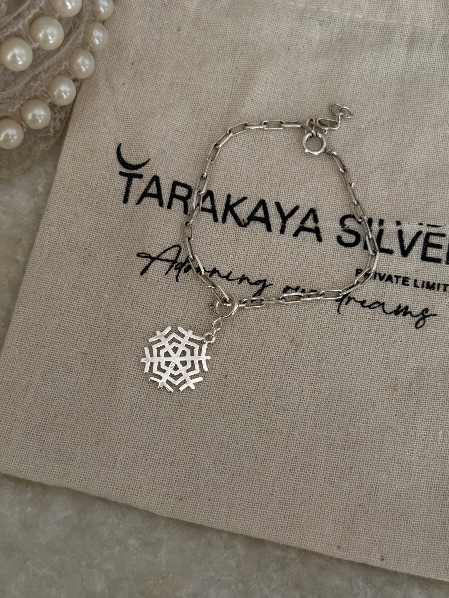 925 sterling silver paper clip bracelet with snowflake charm  