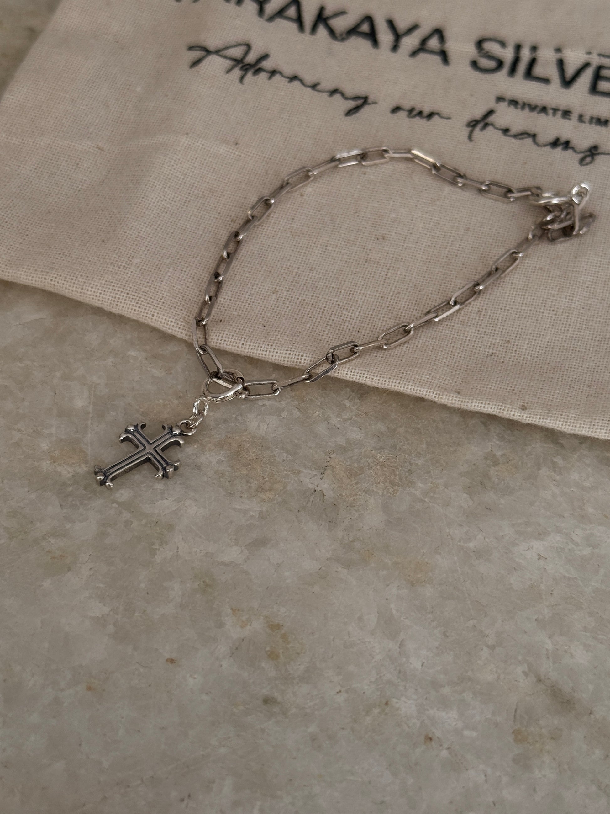 925 Sterling silver paper clip bracelet with vintage cross pendant
