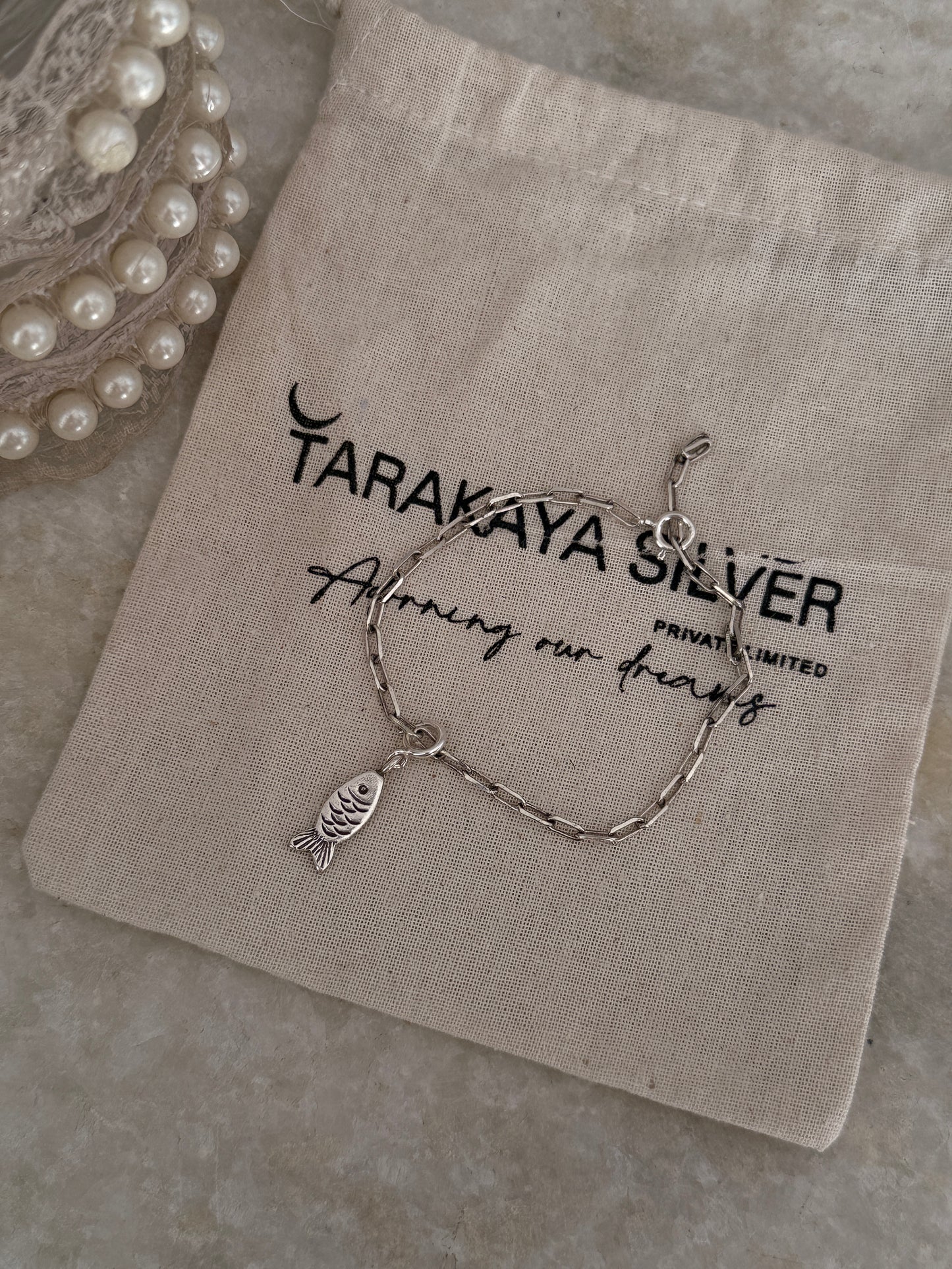 925 sterling silver fish charm bracelet with paper clip links  