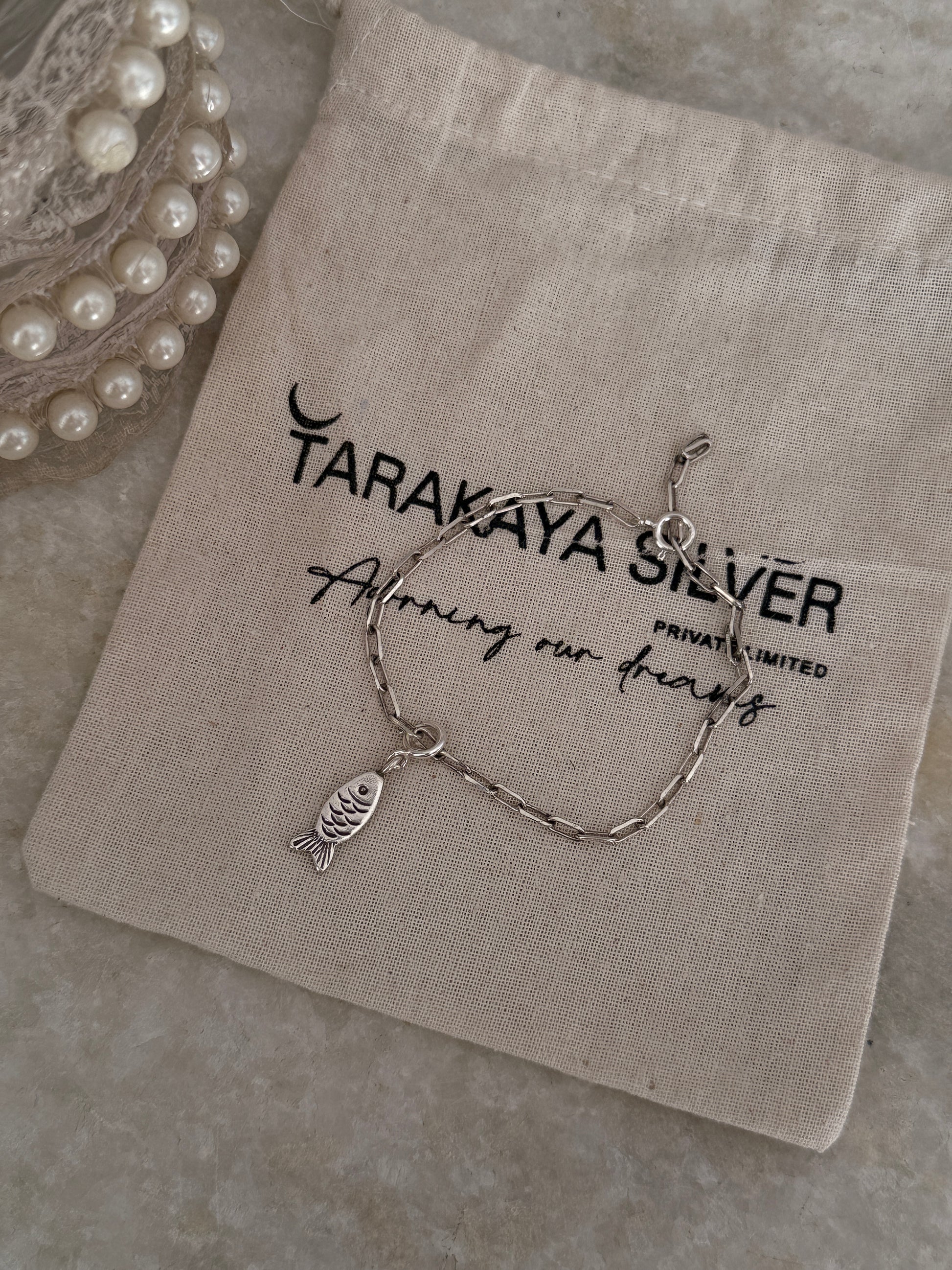 925 sterling silver fish charm bracelet with paper clip links  