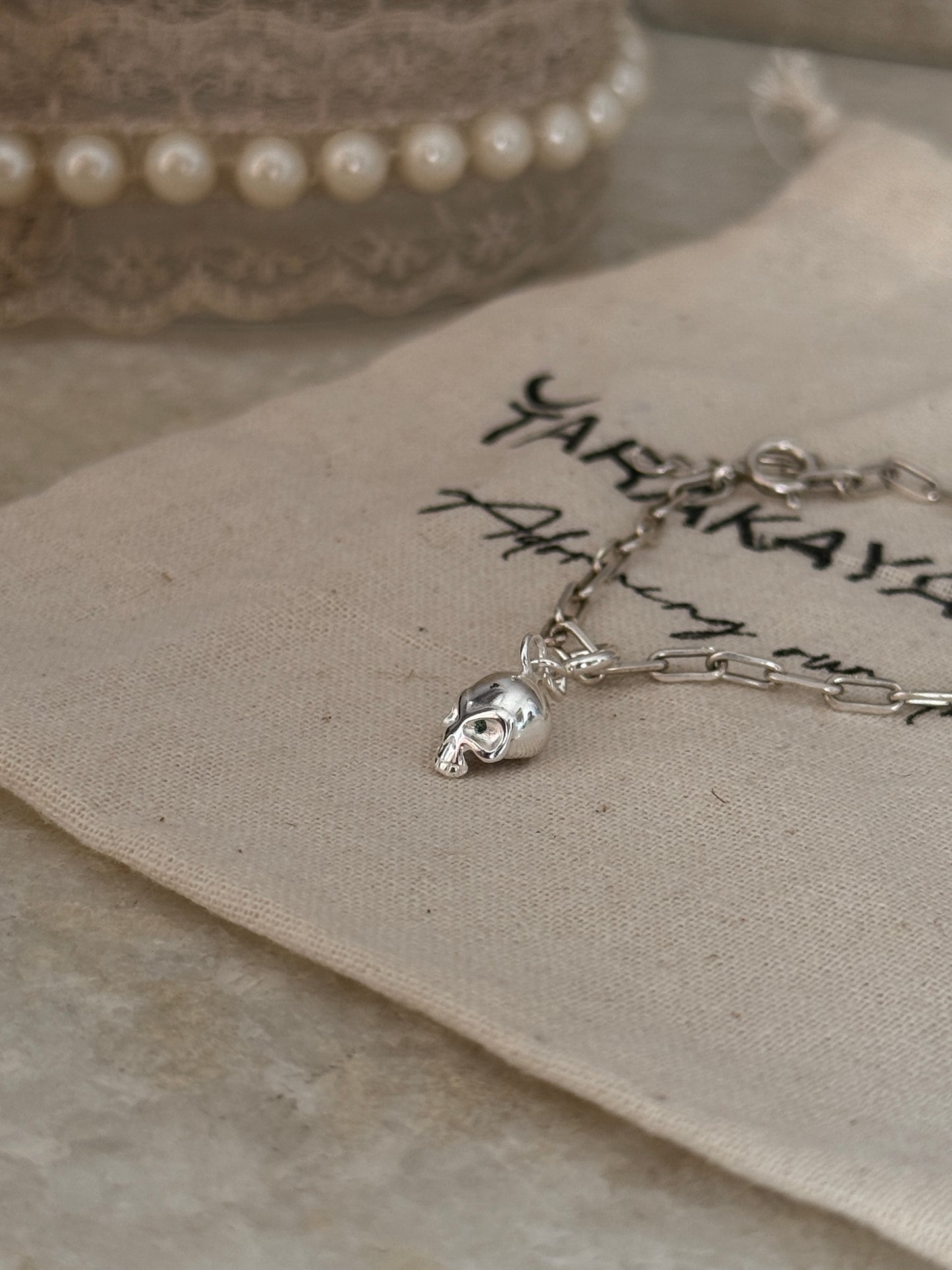 925 sterling silver paper clip bracelet with skull charm  