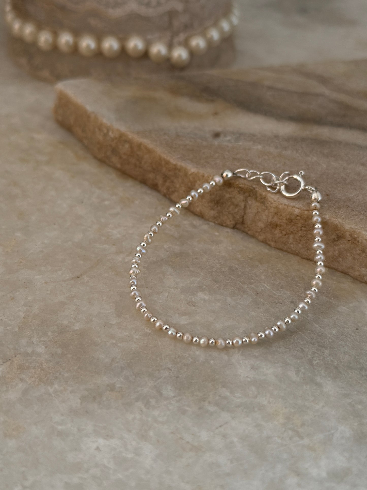 925 sterling silver fresh water pearl warm tone bracelet with 2mm beads 