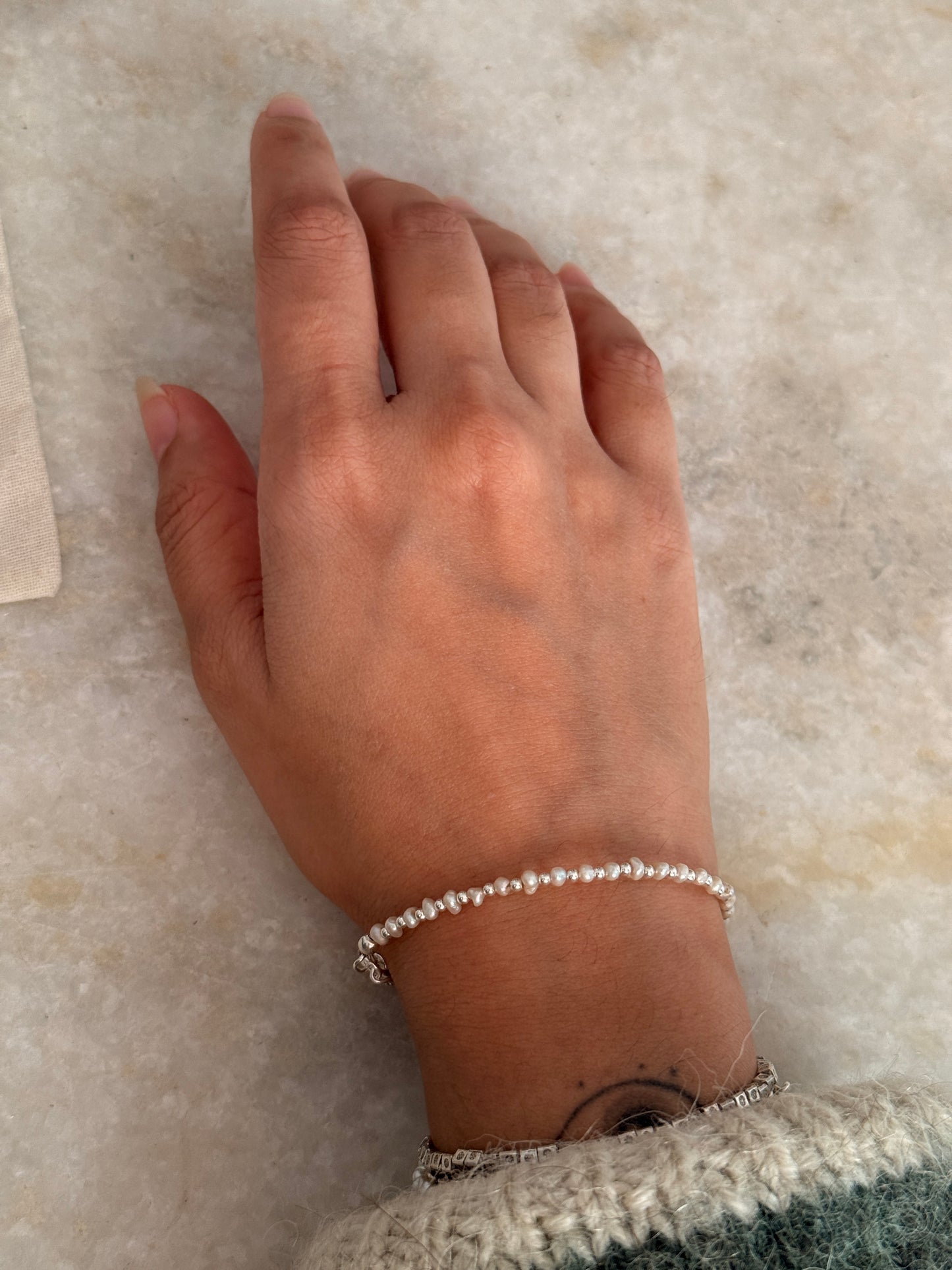 Elegant warm tone freshwater pearl bracelet with silver bead accents 925 Sterling silver