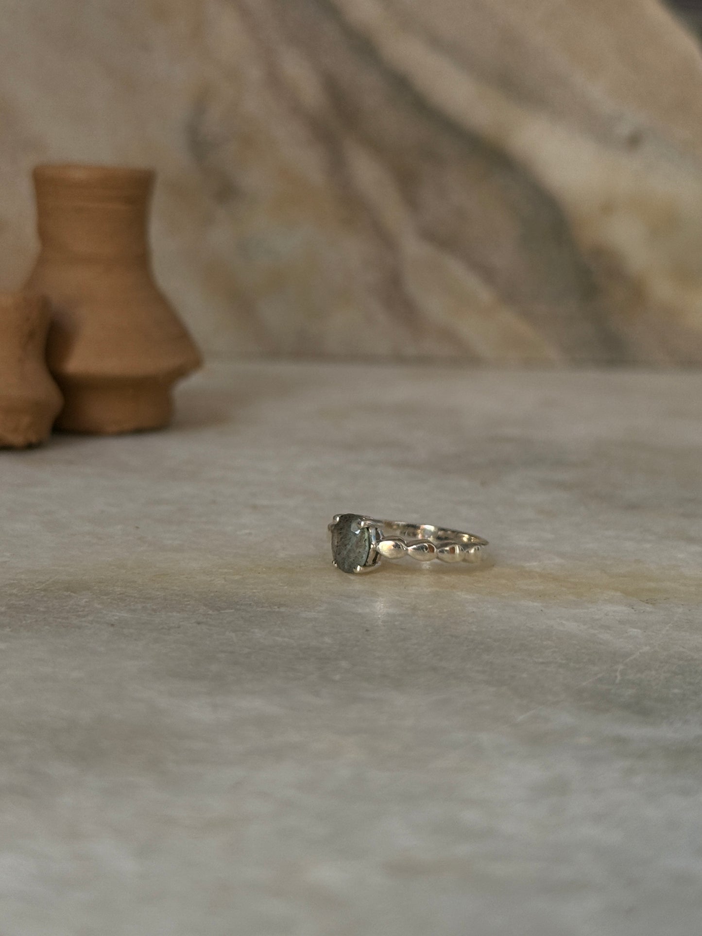 Handcrafted 925 sterling silver labradorite rectangle wave ring