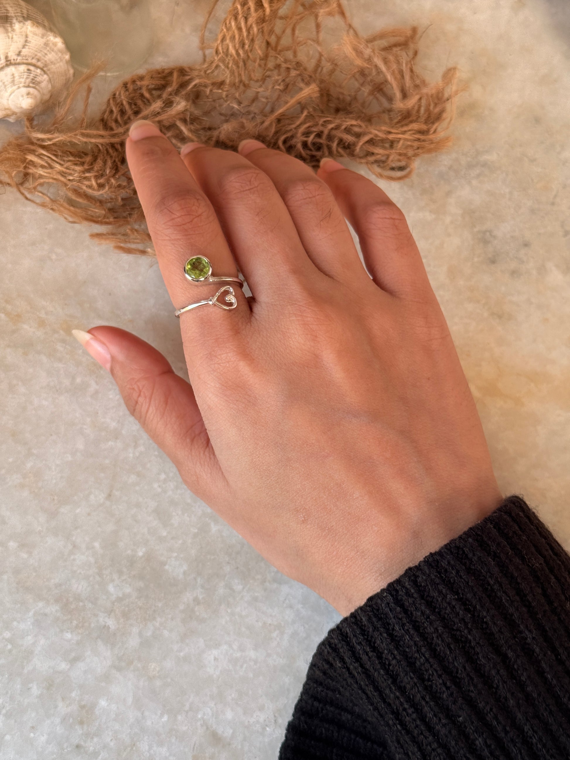 Elegant peridot round heart adjustable 925 sterling silver ring