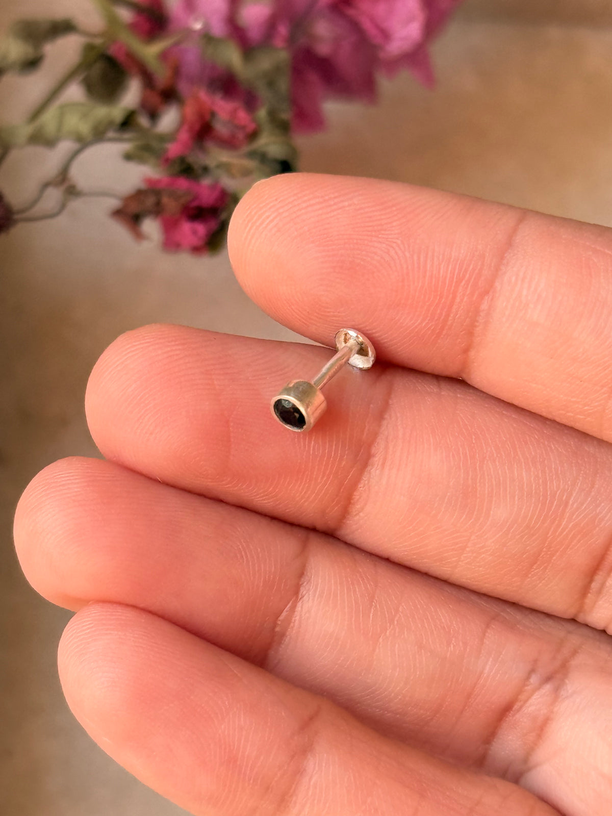 925 Sterling Silver Black Cz South Screw Back Minimal Nose Pin