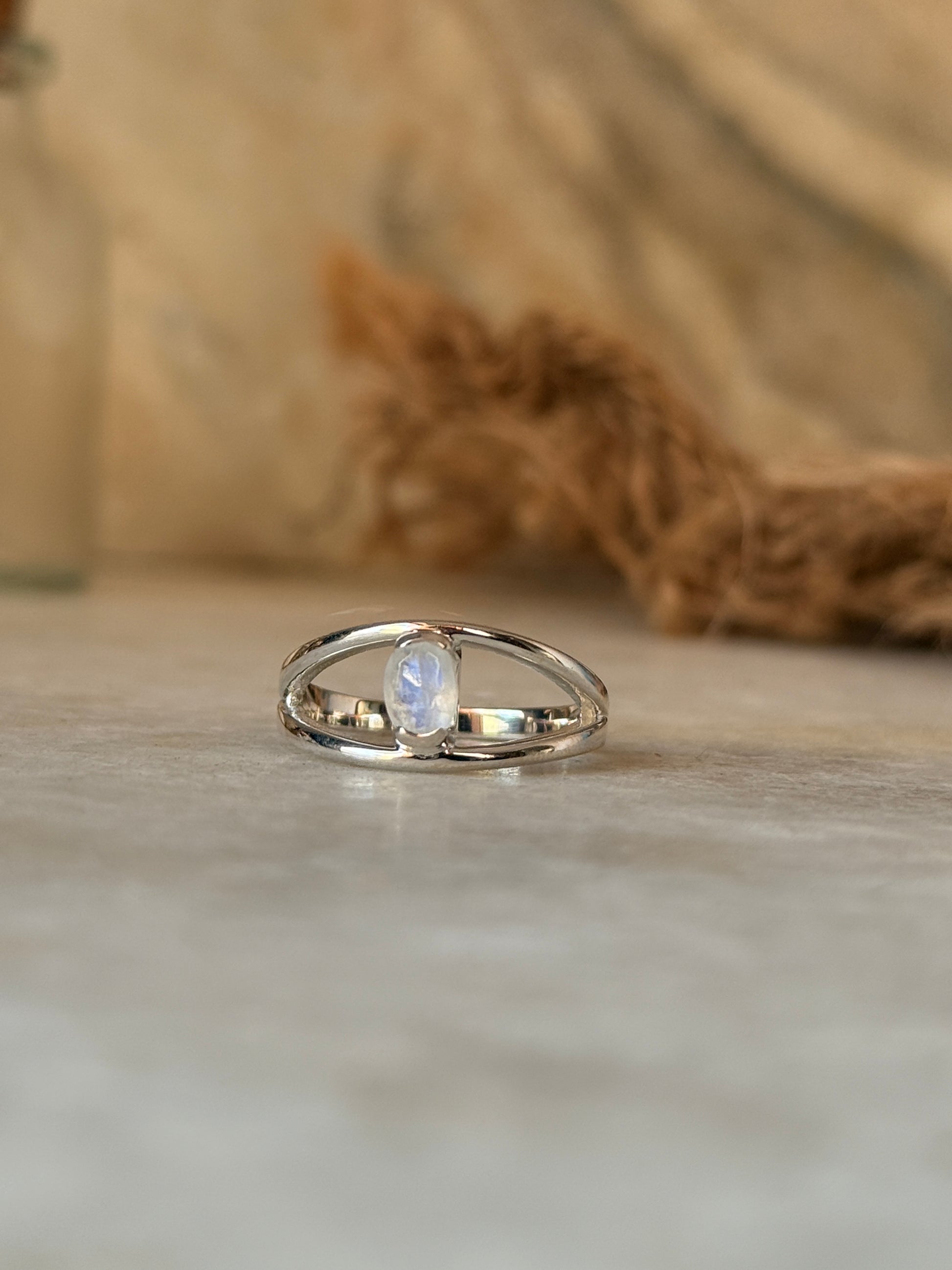 925 sterling silver moonstone oval solitaire ring  