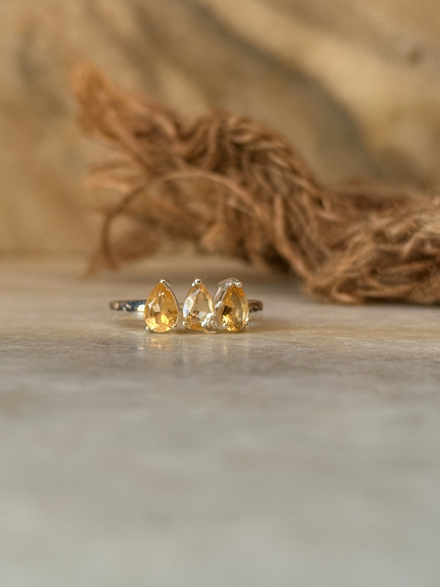  Vintage style 925 sterling silver citrine 3 pear ring