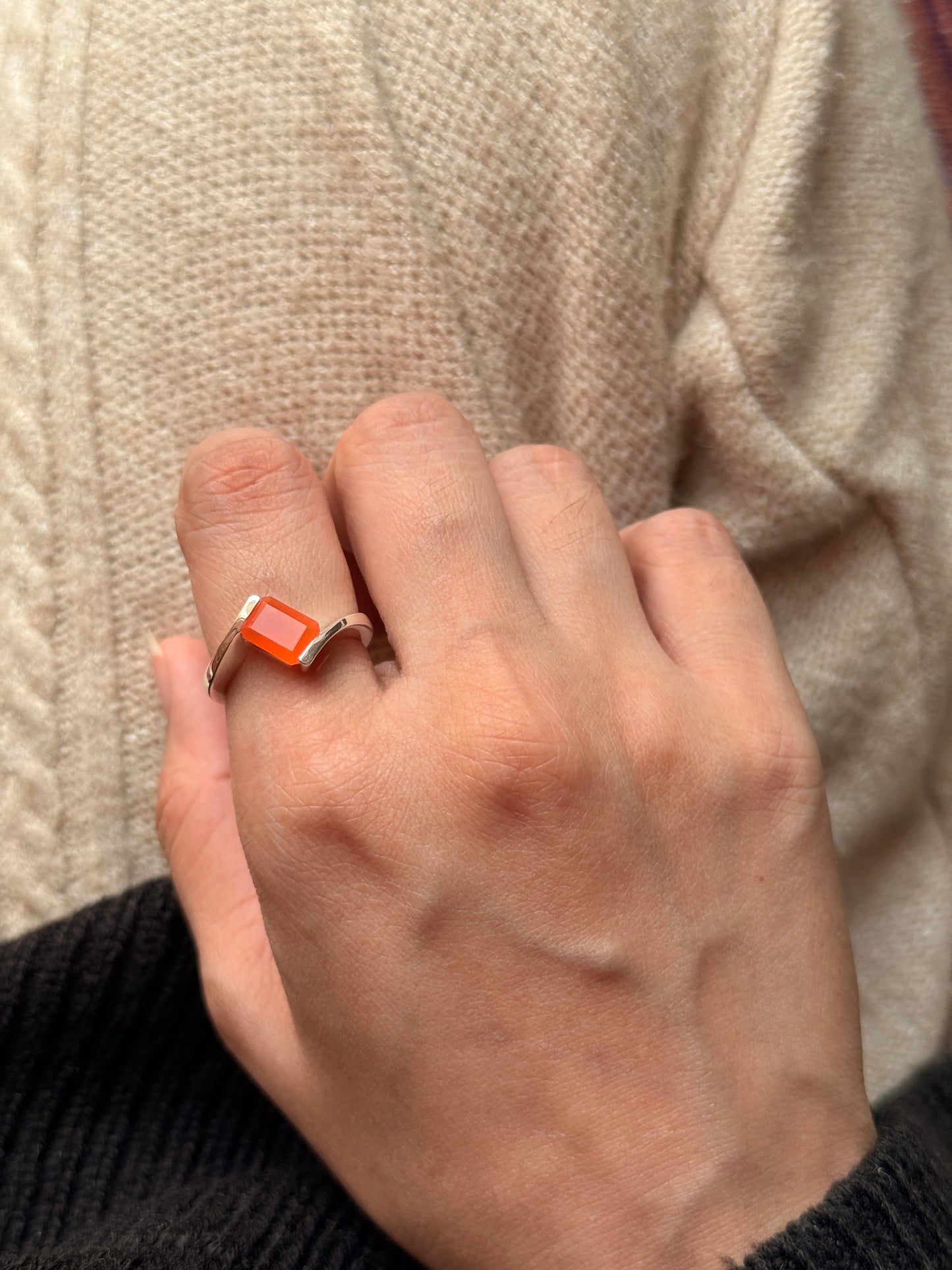 Carnelian rectangular cut ring in 925 sterling silver