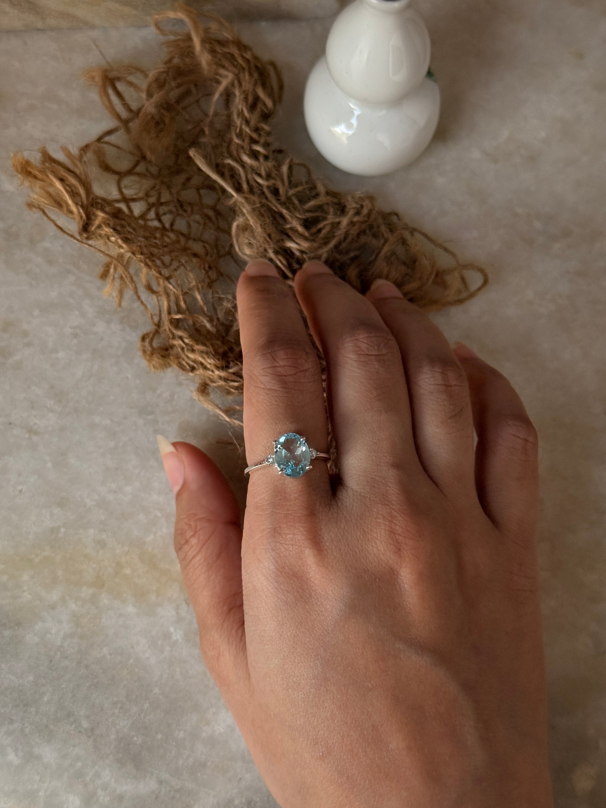 925 sterling silver blue topaz oval solitaire ring