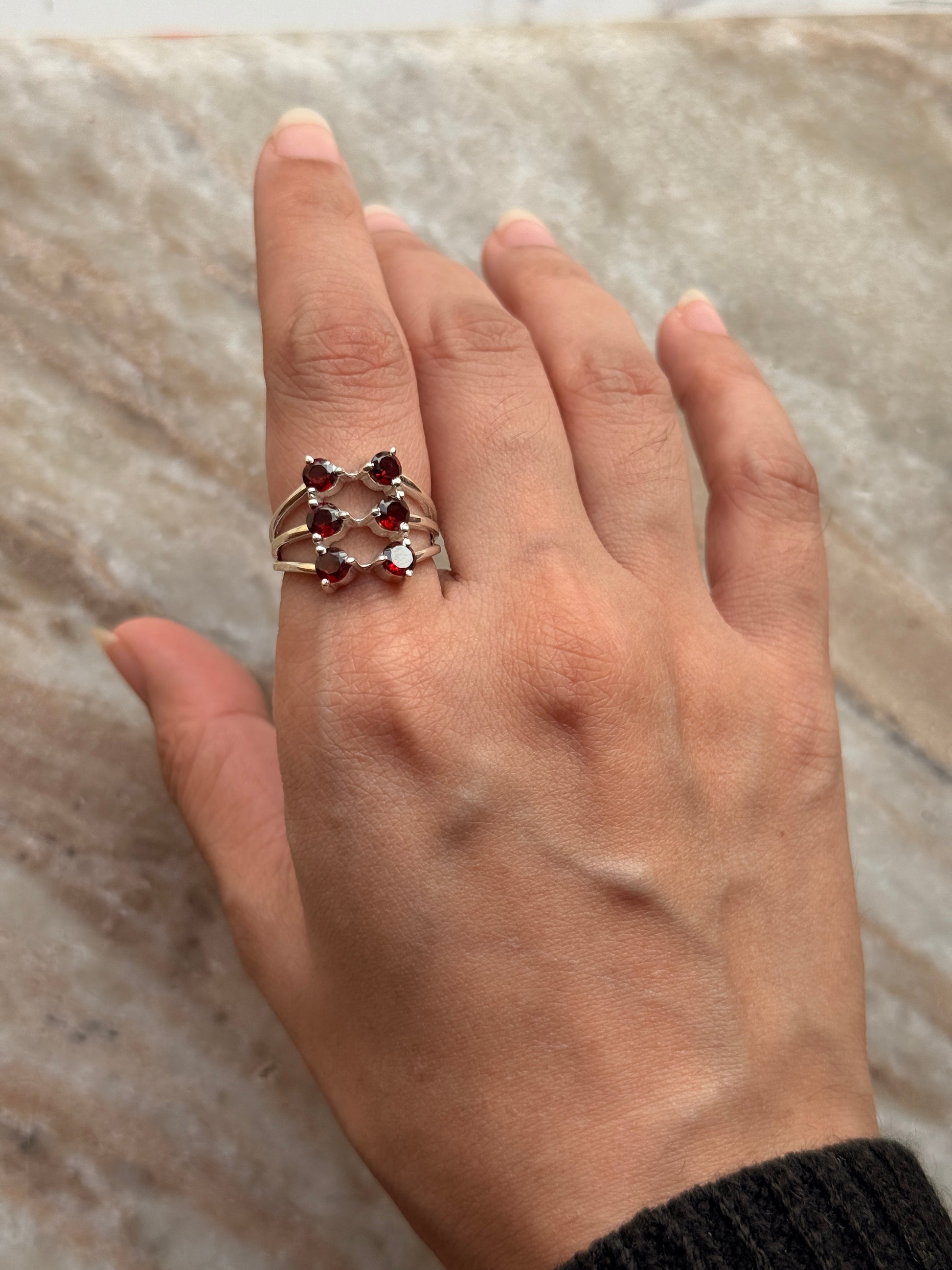 Handmade 925 sterling silver garnet six stone ring  