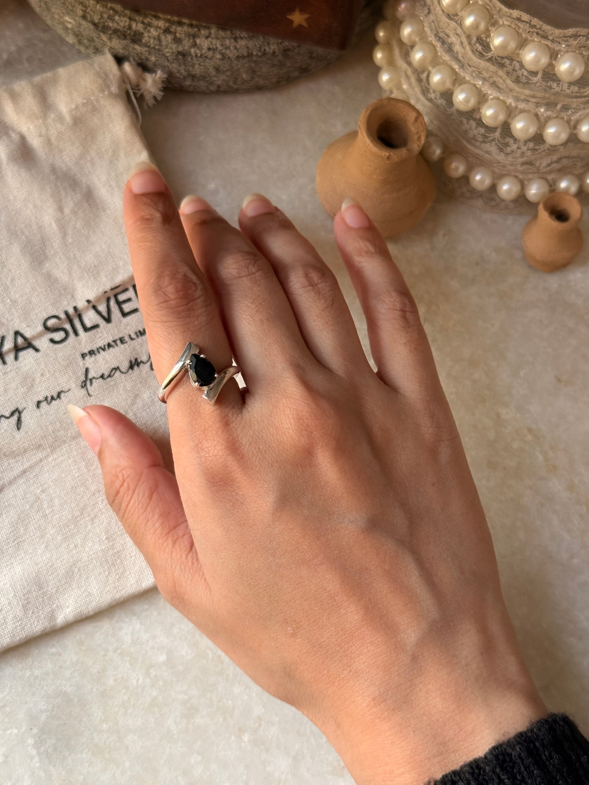 Statement 925 sterling silver black onyx pear double band ring