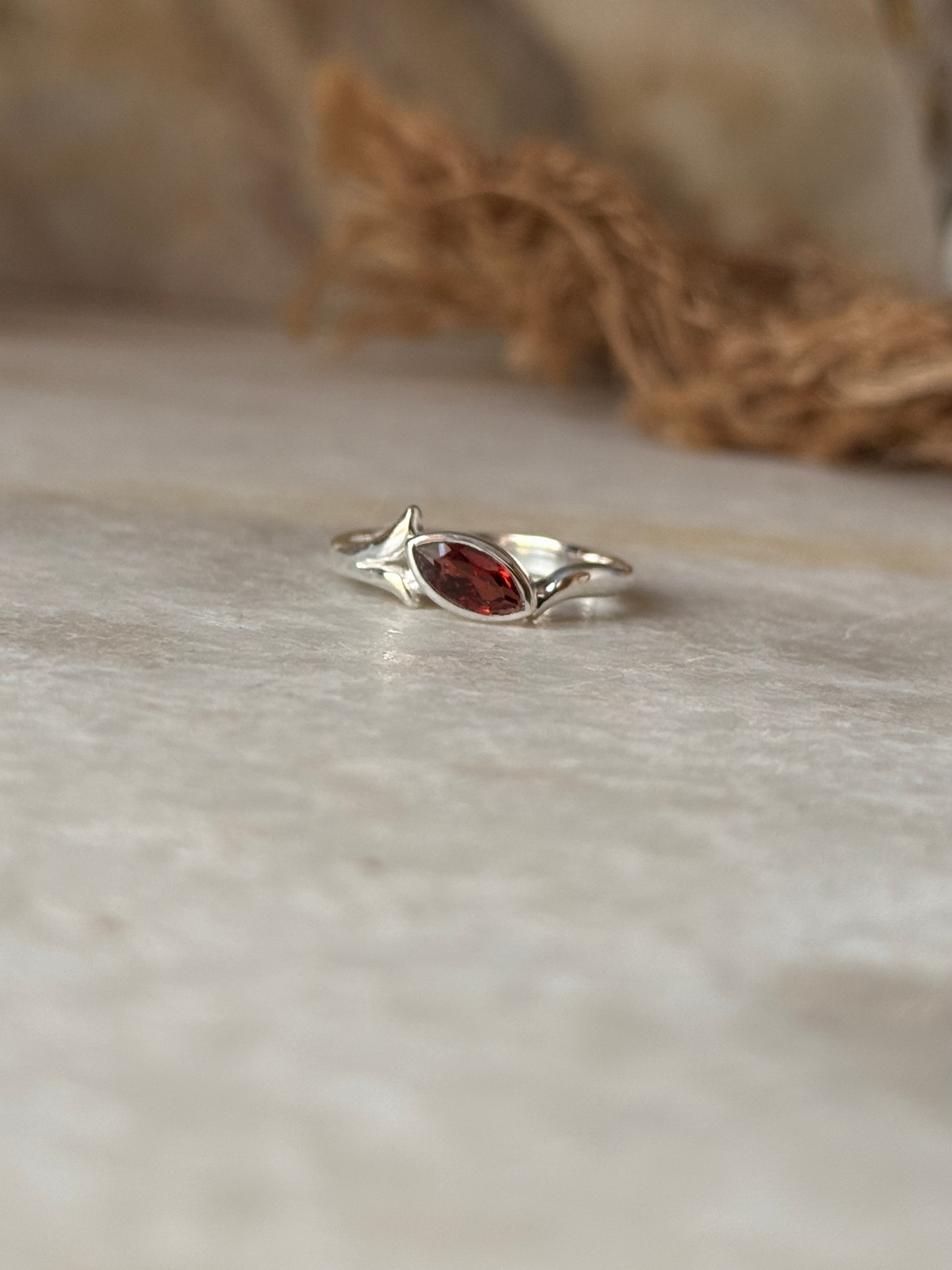Handmade 925 sterling silver garnet marquise solitaire ring
