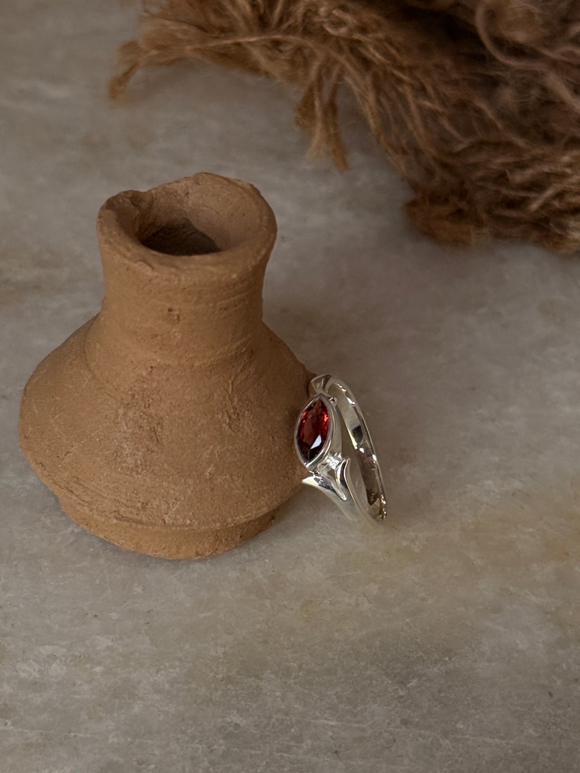 Handmade 925 sterling silver garnet marquise solitaire ring
