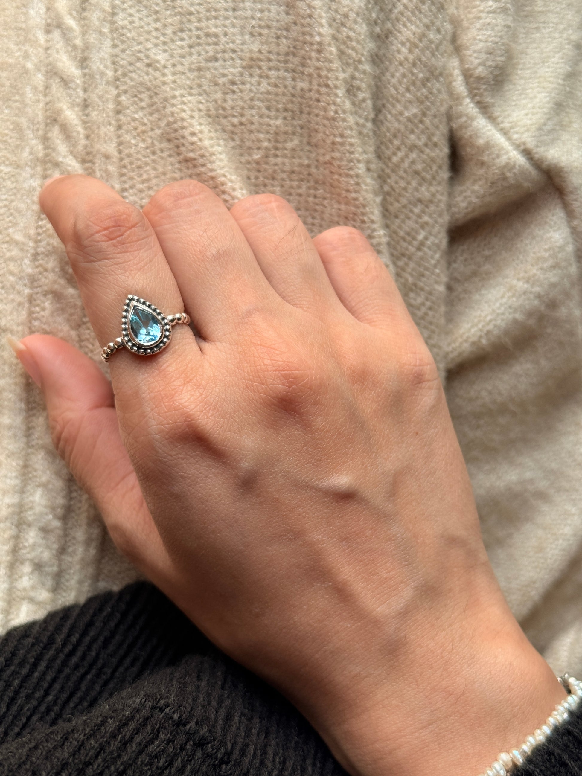 Handmade 925 sterling silver blue topaz pear dot ring