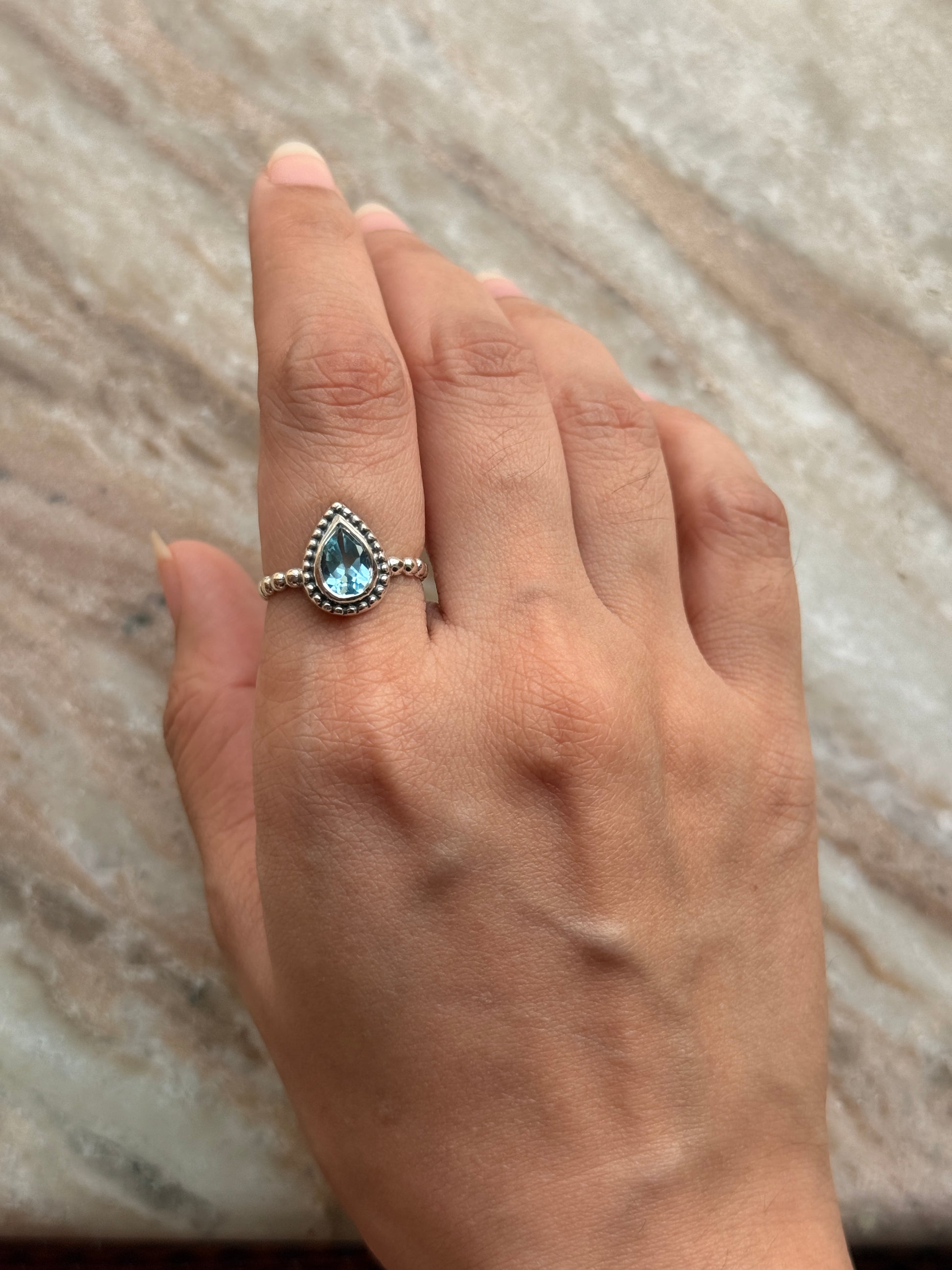 Classic 925 sterling silver blue topaz pear dot band ring