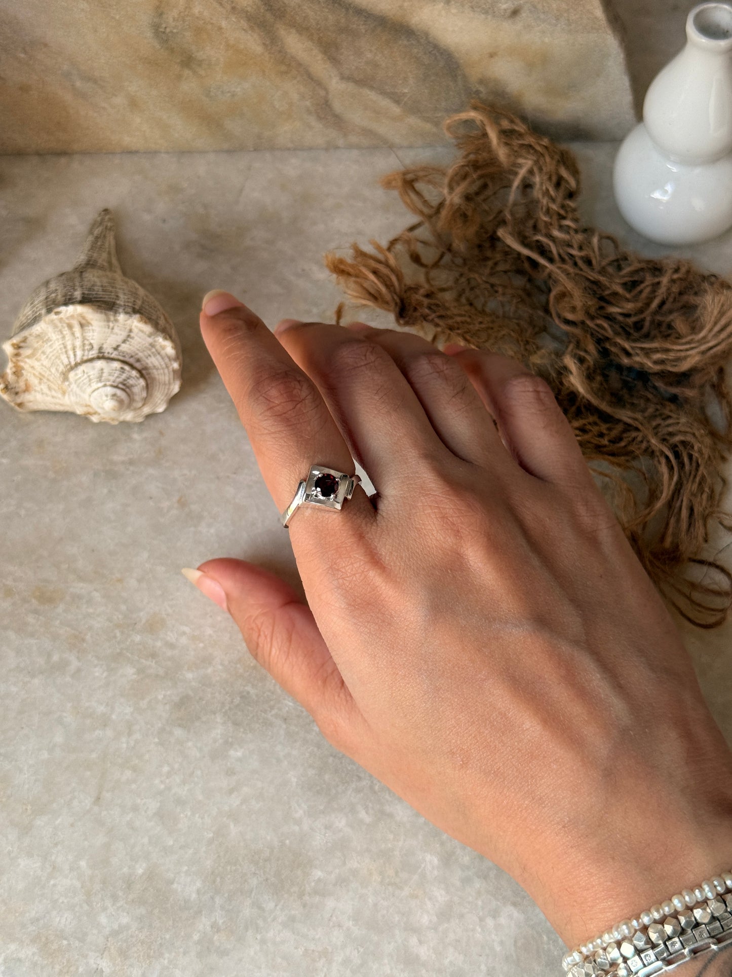 adjustable 925 sterling silver garnet solitaire ring