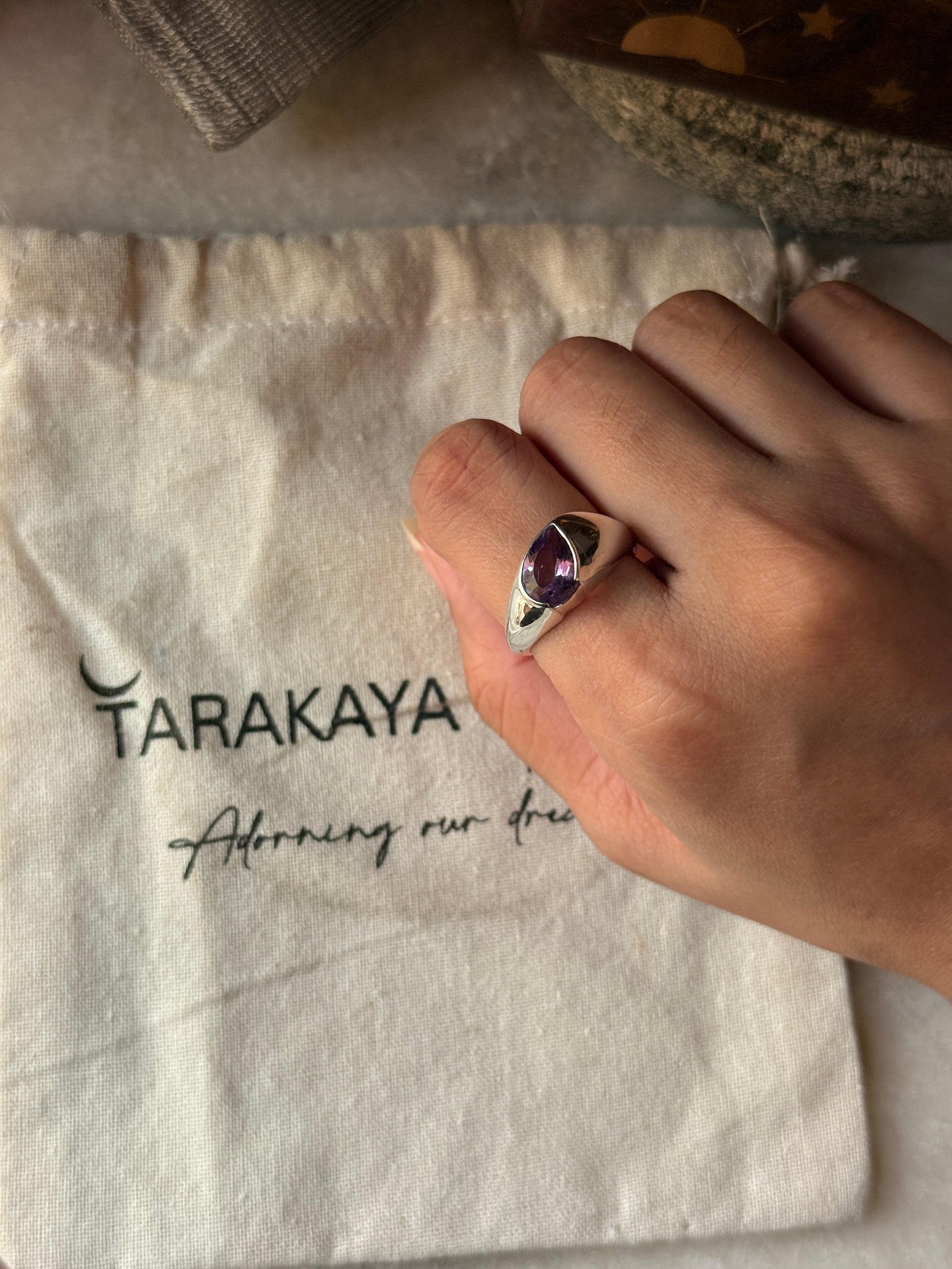 artisan 925 sterling silver amethyst hula ring  