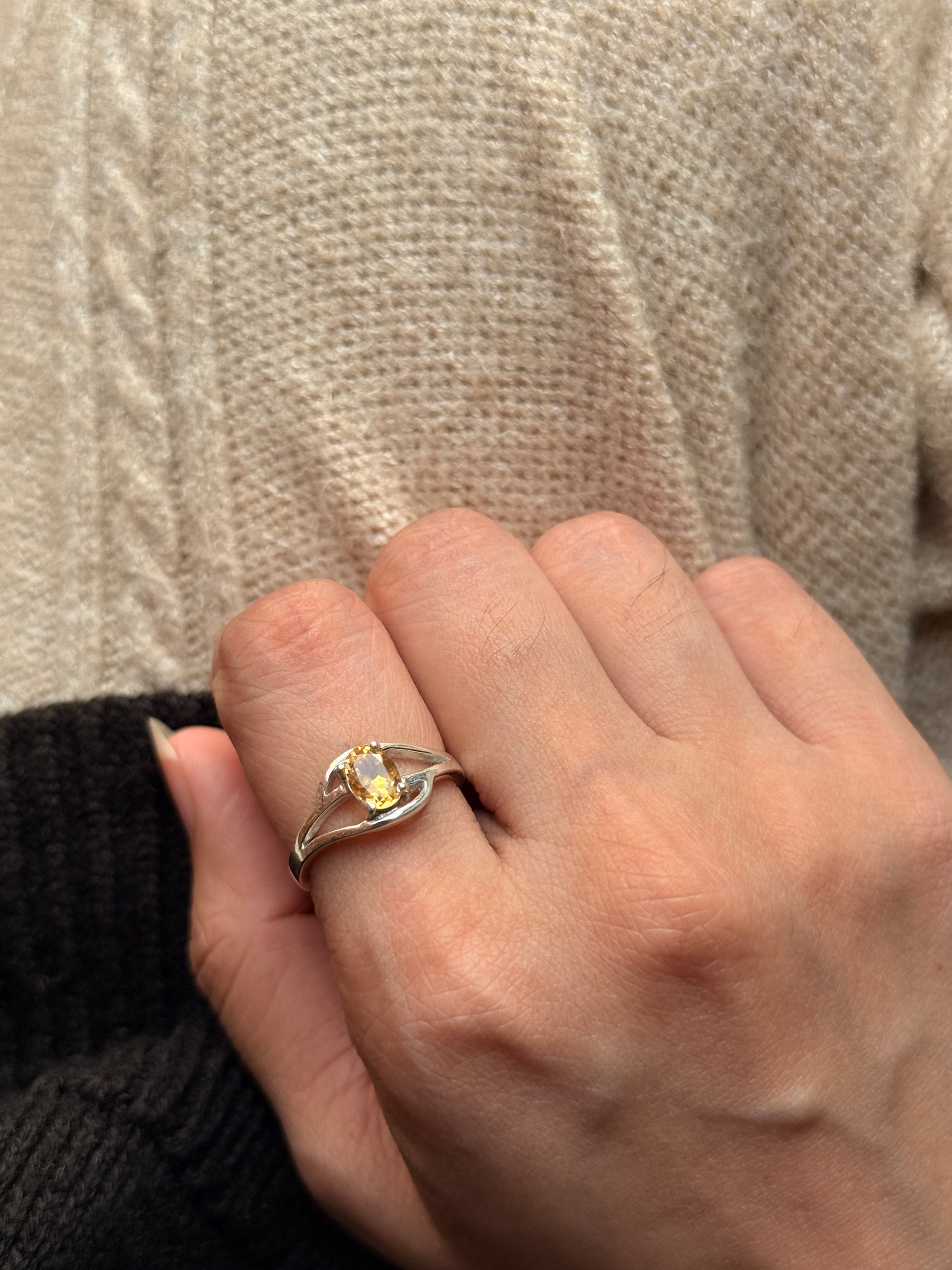 Citrine oval cut solitaire ring in 925 sterling silver