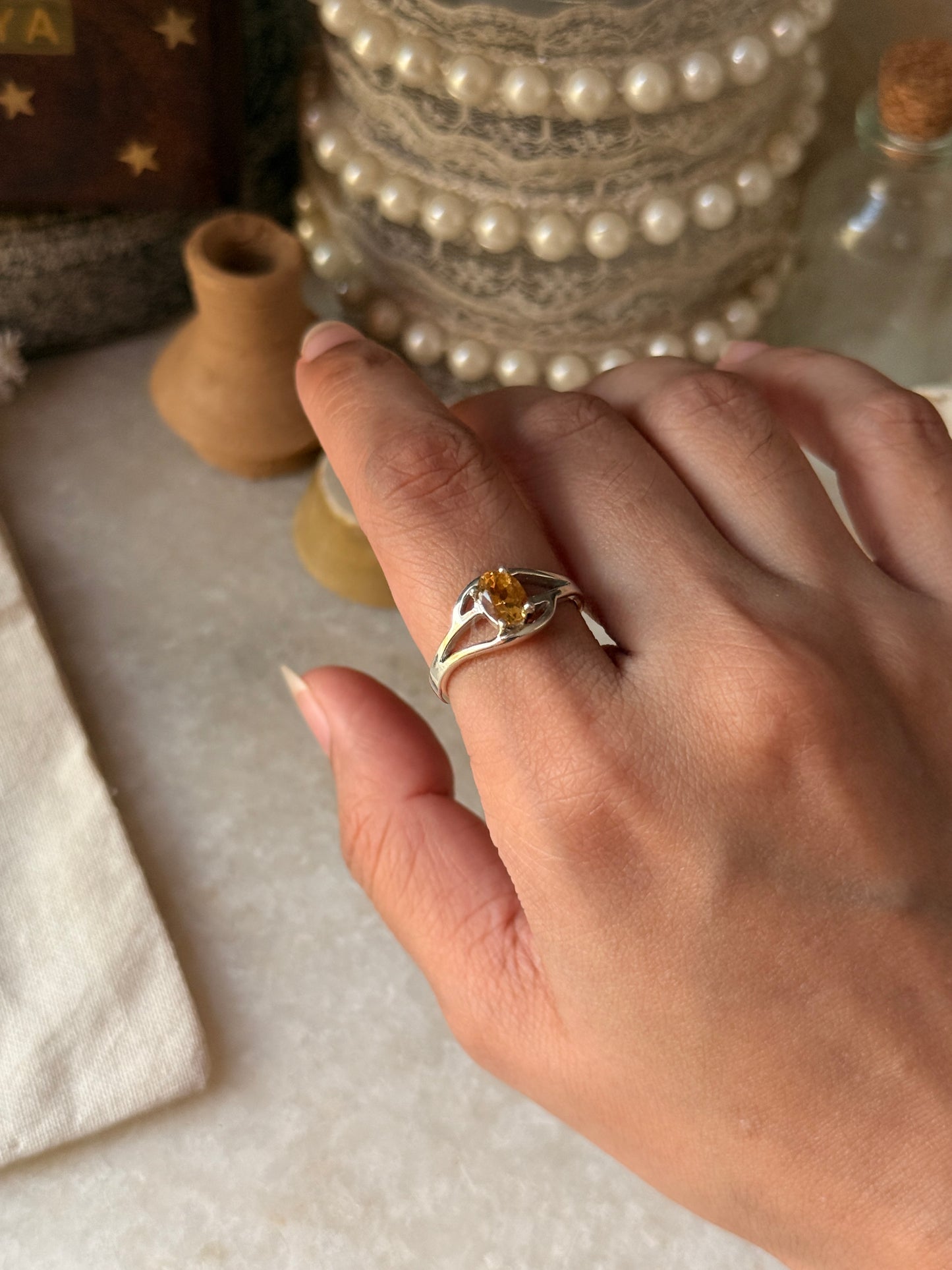 Statement 925 sterling silver citrine oval solitaire ring