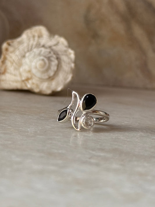 925 sterling silver black onyx and white topaz ring  
