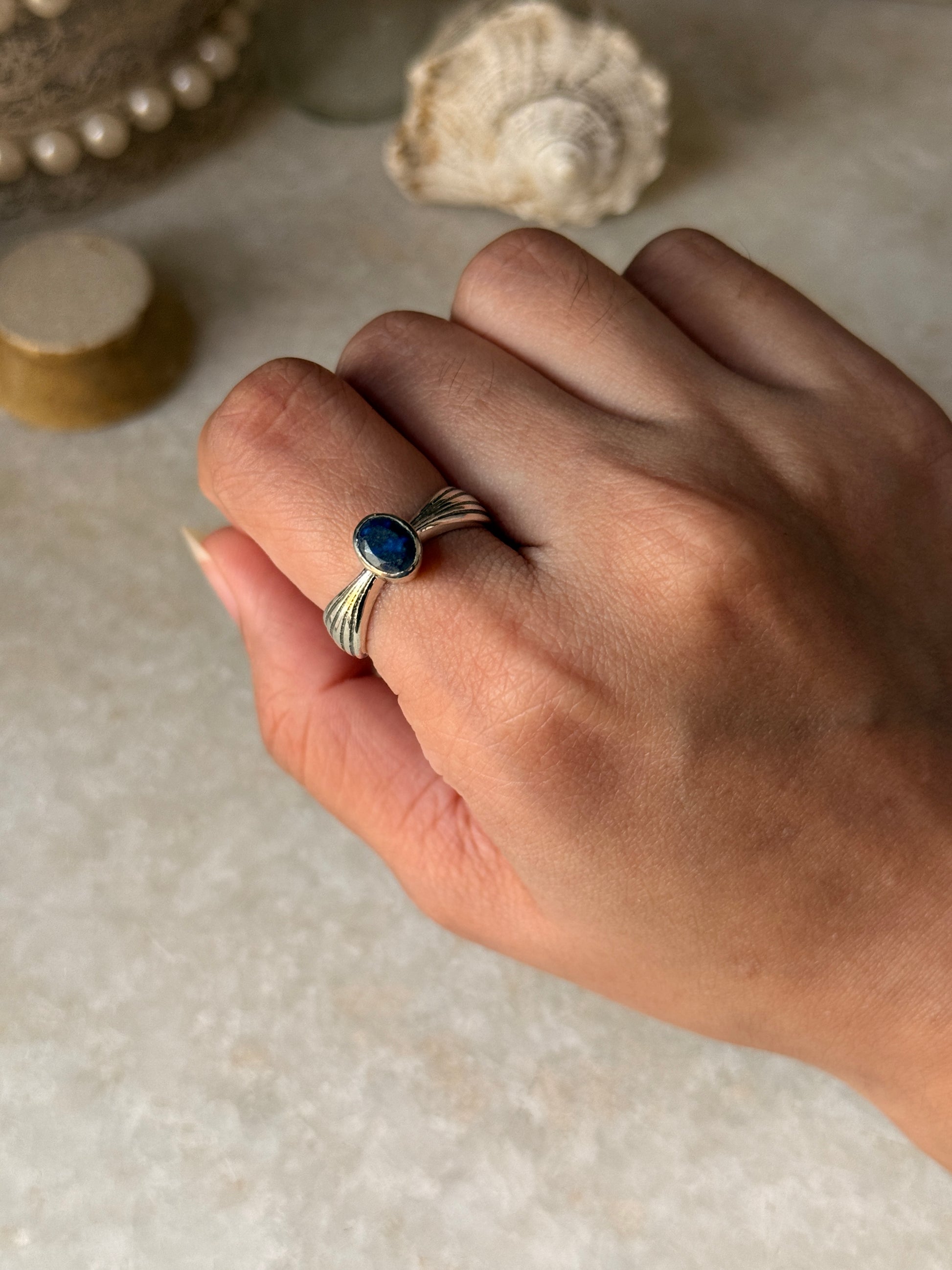natural lapis lazuli oval gemstone 925 sterling silver wavy ring