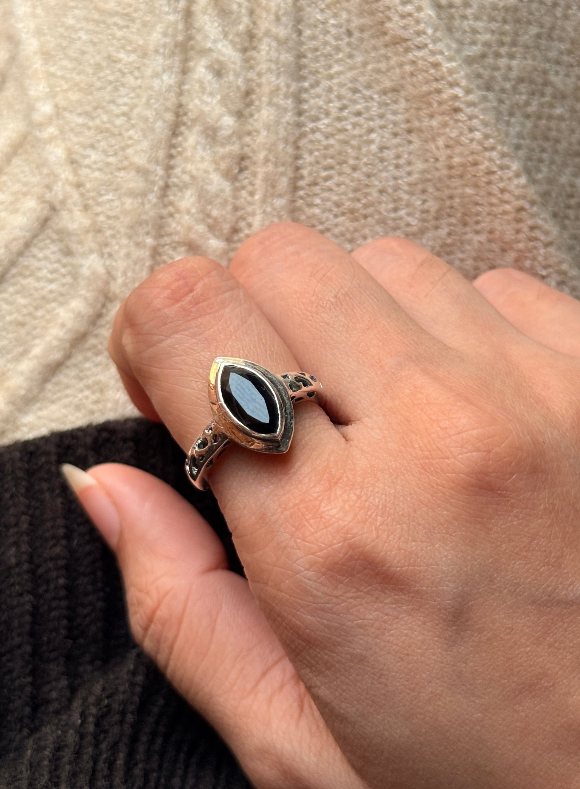 unique 925 sterling silver black onyx marquise band ring